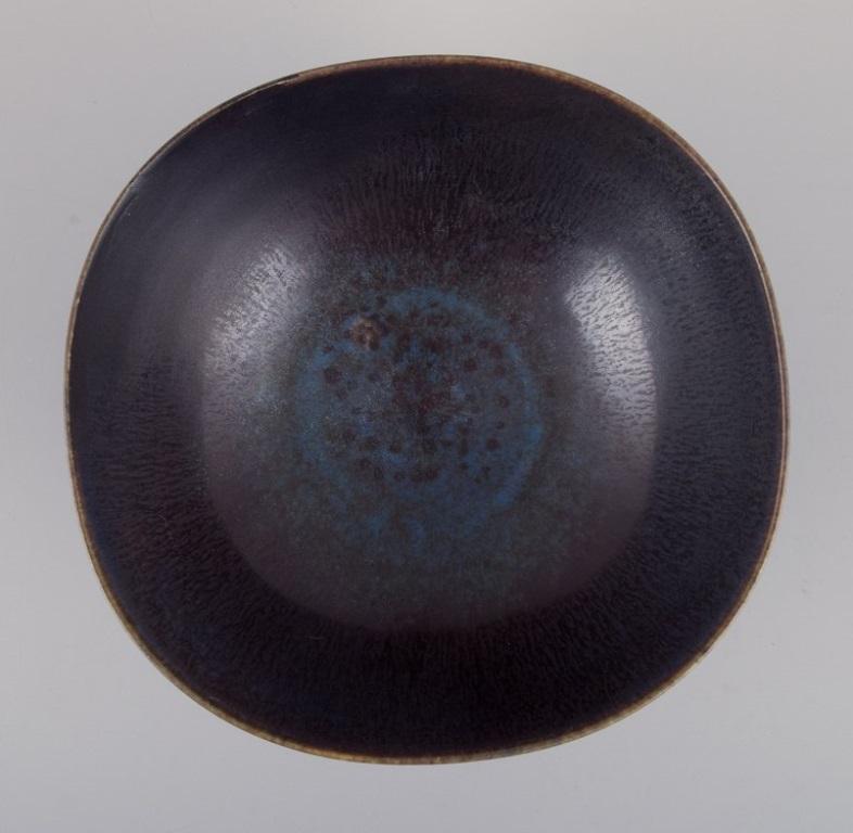 Glazed Berndt Friberg, Gustavsberg Studio. Ceramic bowl with glaze in blue-green tones For Sale