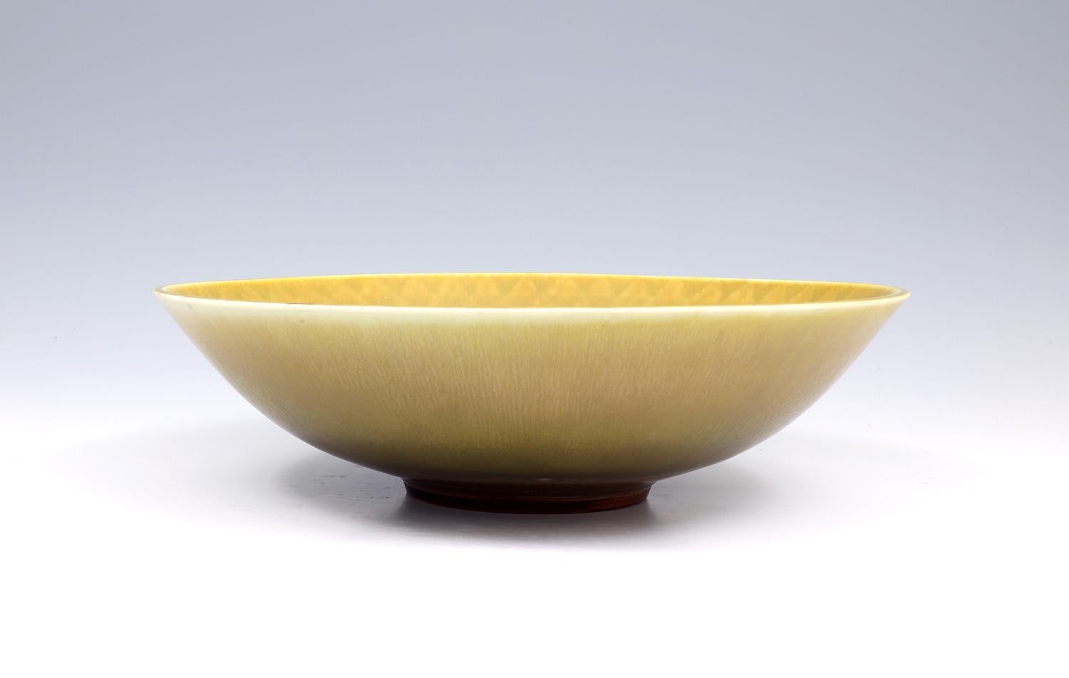Berndt Friberg, Stoneware Large Bowl with Pattern, Gustavsberg, Sweden 1967 For Sale 4