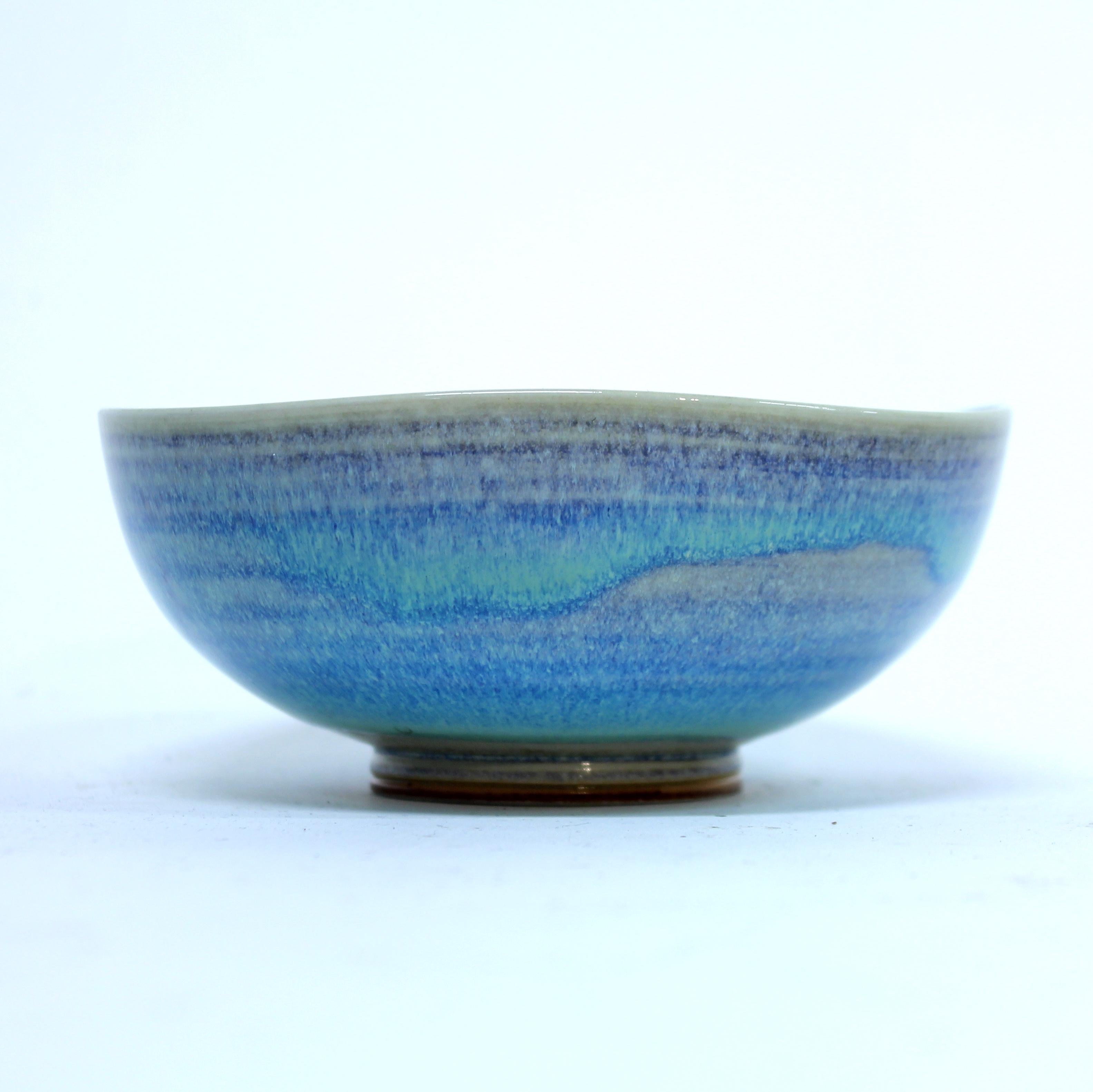 Berndt Friberg, light blue Aniara bowl, Gustavsberg, 1950s en venta 4