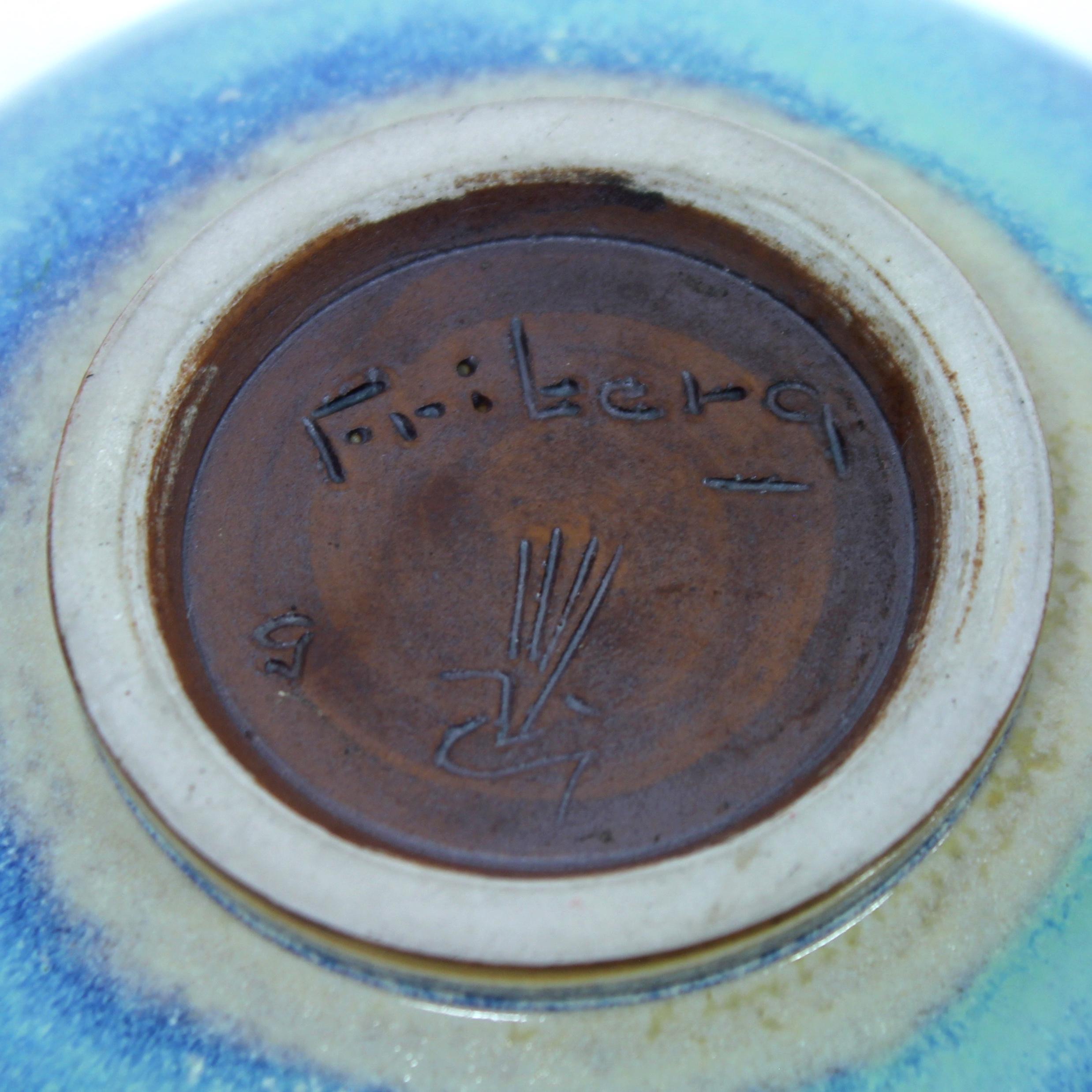 Berndt Friberg, light blue Aniara bowl, Gustavsberg, 1950s en venta 6