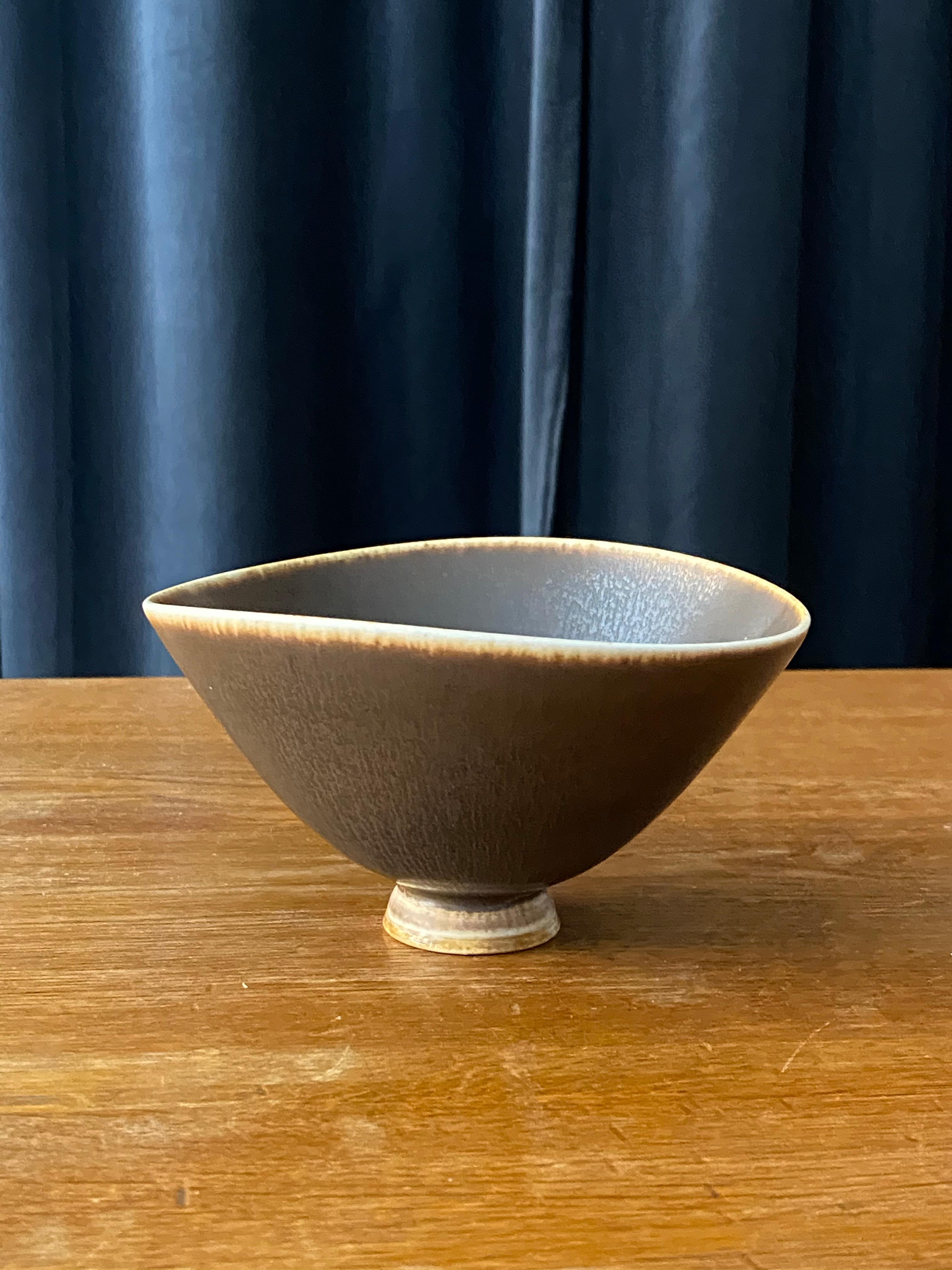 Mid-Century Modern Berndt Friberg Small Bowl, Brown Glazed Ceramic, Gustavsberg, 1976