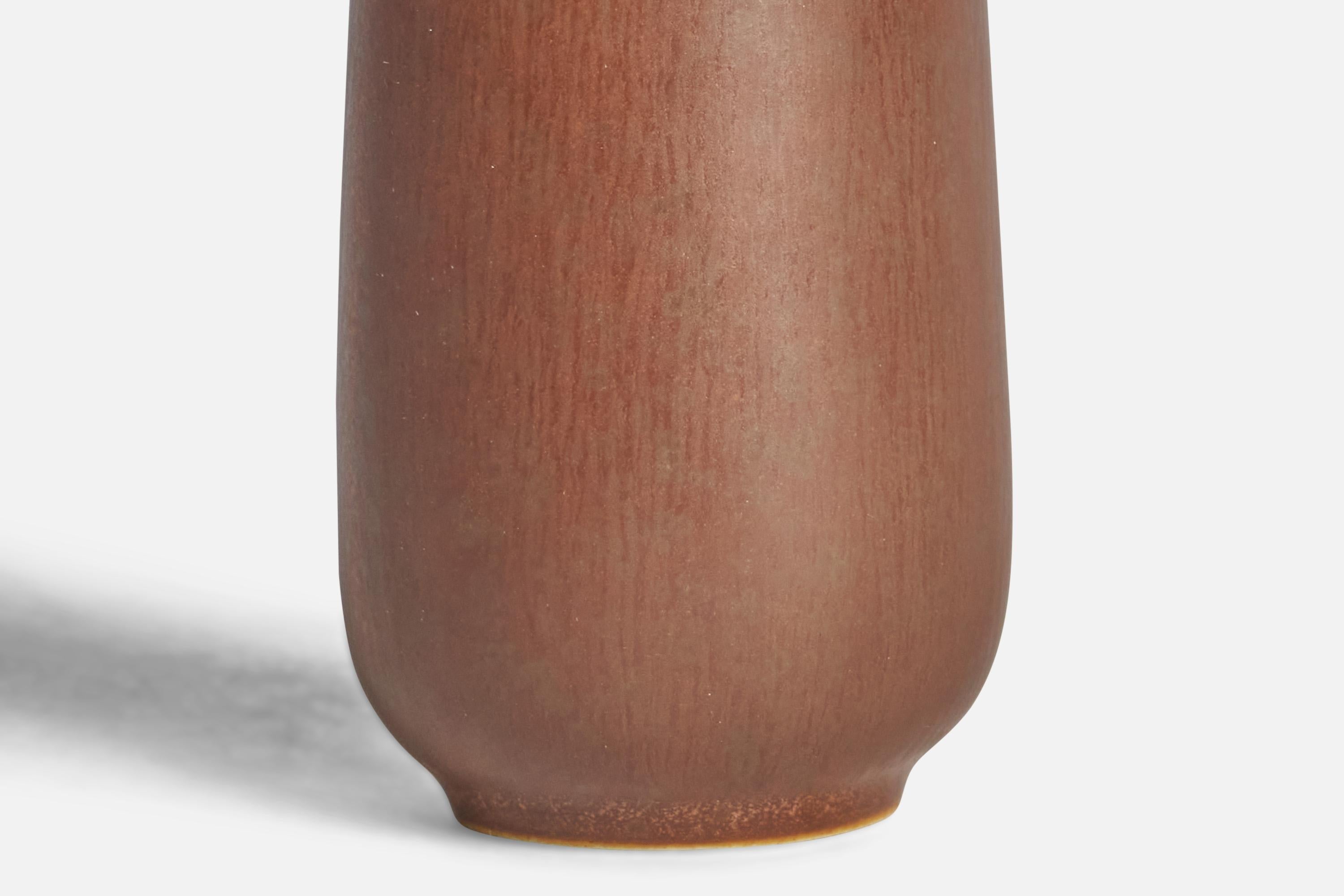 Berndt Friberg, Small Vase, Stoneware, Sweden, 1950s In Good Condition For Sale In High Point, NC