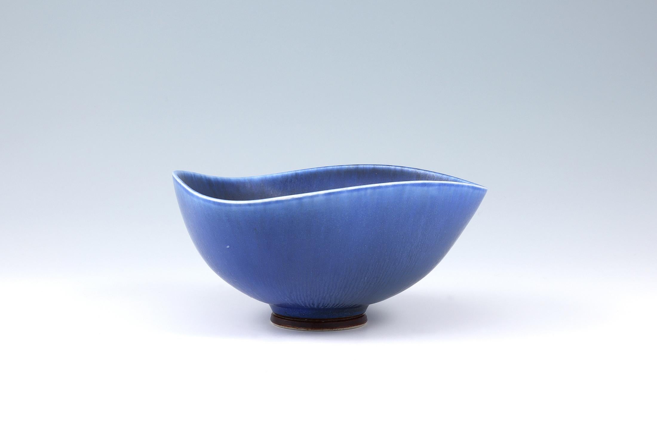 Berndt Friberg, Stoneware Blue Bowl, Gustavsberg, Sweden, 1963 In Good Condition In Tokyo, 13