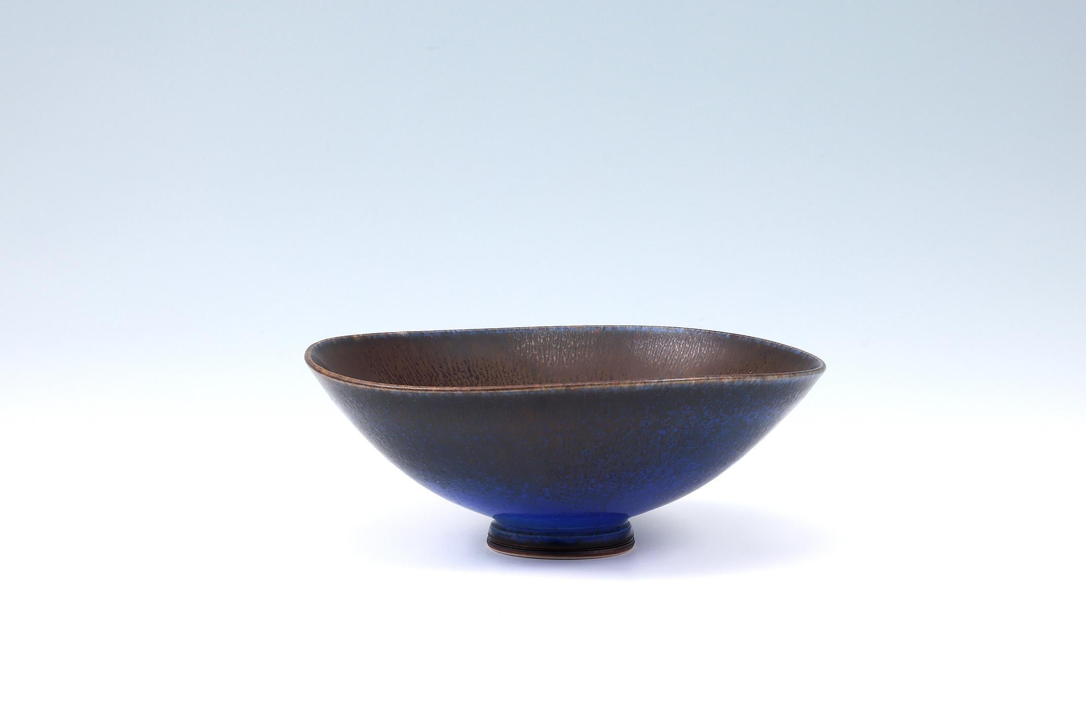 Glazed Berndt Friberg, Stoneware Deep Brown and Blue Bowl, Gustavsberg, Sweden, 1952 For Sale