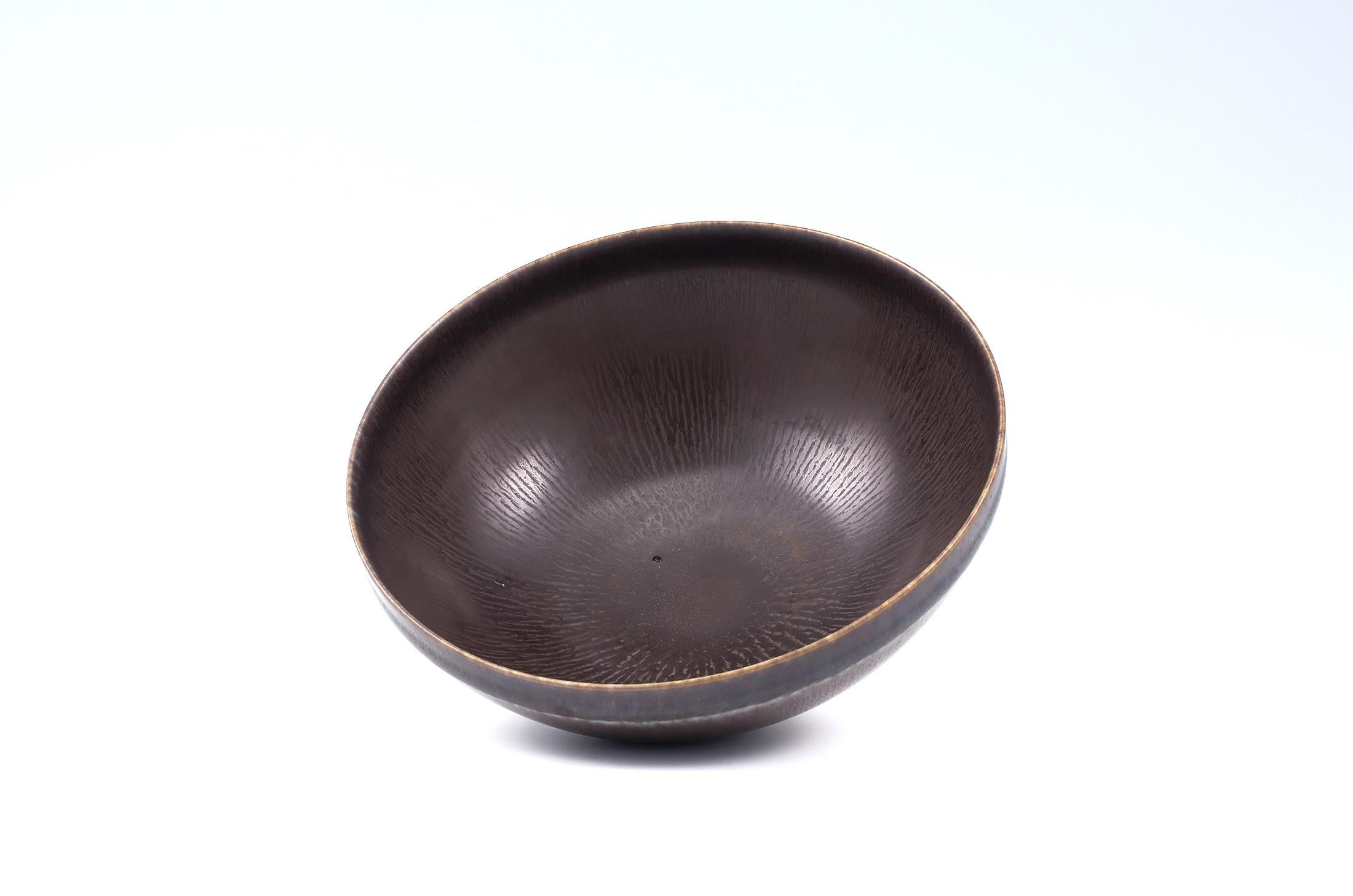 20th Century Berndt Friberg, Stoneware Deep Brown Bowl, Gustavsberg, Sweden, 1957 For Sale