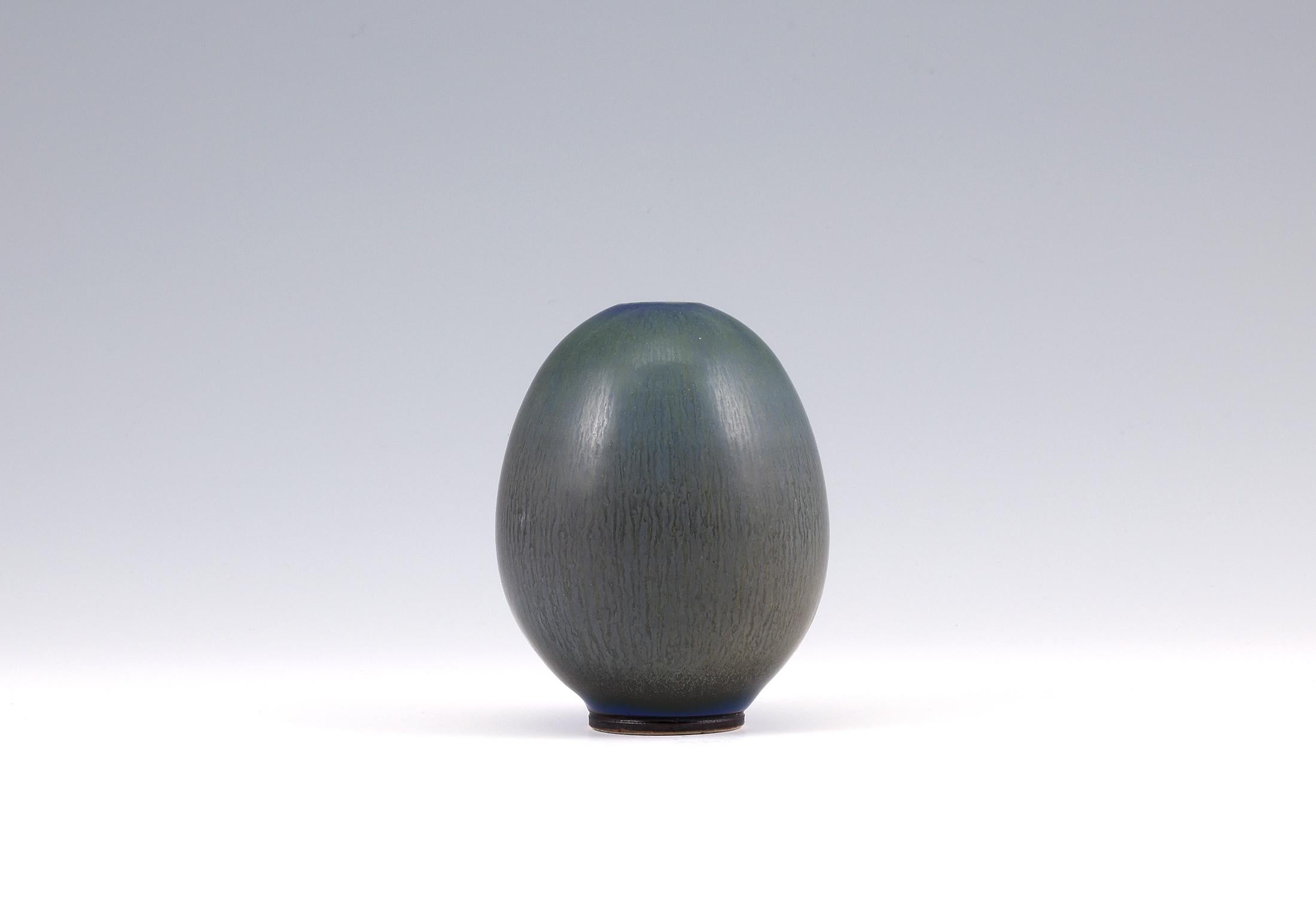 20th Century Berndt Friberg, Stoneware Green and Blue Egg Vase, Gustavsberg, Sweden, 1953 For Sale