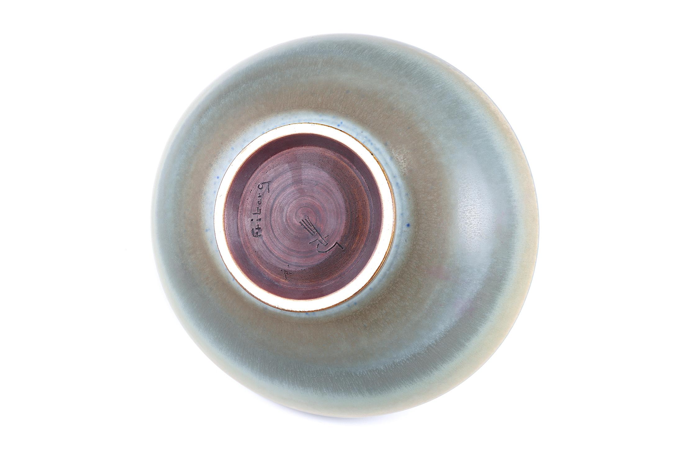 Berndt Friberg, Stoneware Celadon glazed Large Bowl, Gustavsberg, Sweden, 1957 For Sale 4