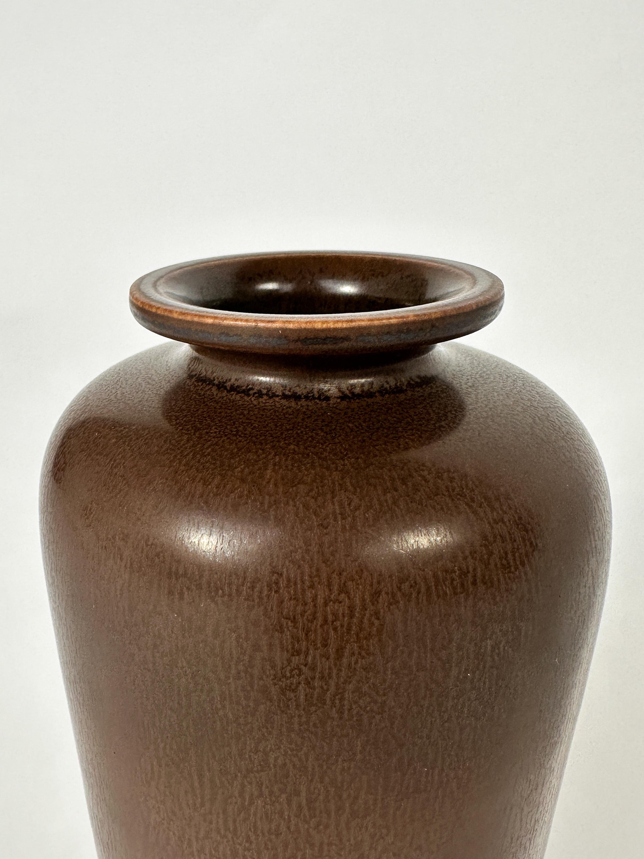 Berndt Friberg Vase en grès émaillé fourrure de lièvre Gustavsberg Suède 1956 en vente 3