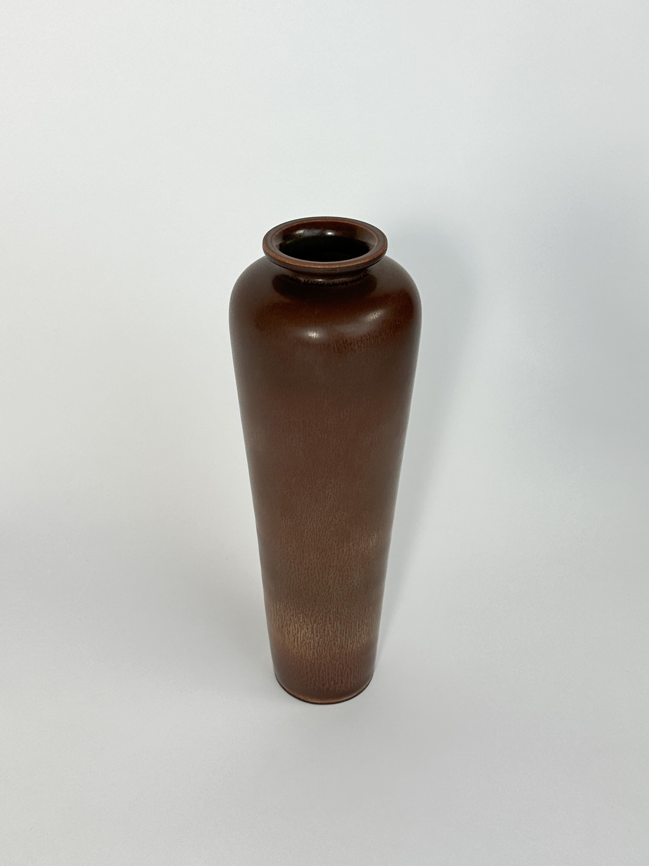 Berndt Friberg Vase en grès émaillé fourrure de lièvre Gustavsberg Suède 1956 Bon état - En vente à Basel, BS
