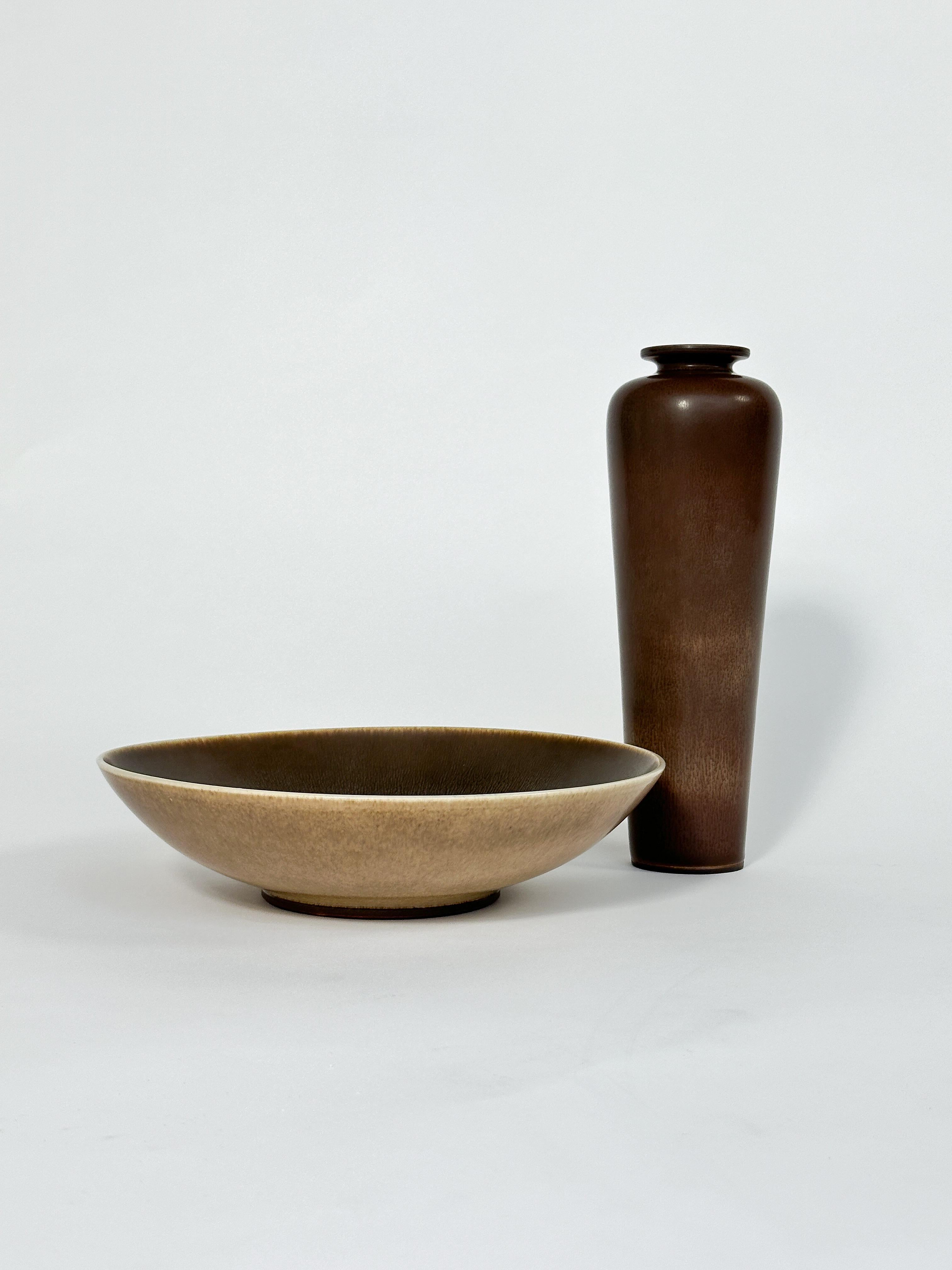 Milieu du XXe siècle Berndt Friberg Vase en grès émaillé fourrure de lièvre Gustavsberg Suède 1956 en vente