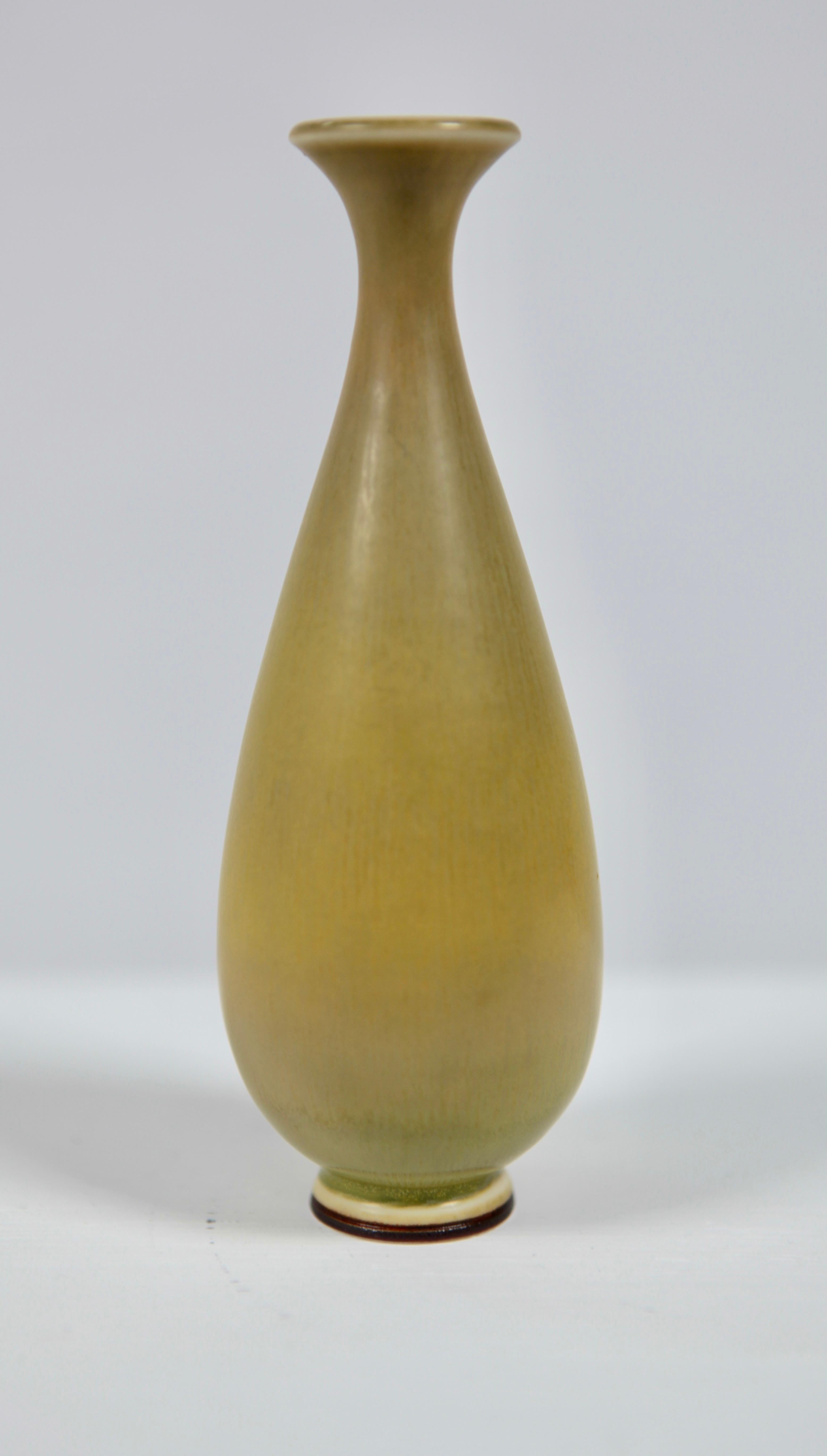 Mid-20th Century Berndt Friberg, Stoneware Vase in Yellow Haresfur Glaze, Gustavsberg, 1960s For Sale
