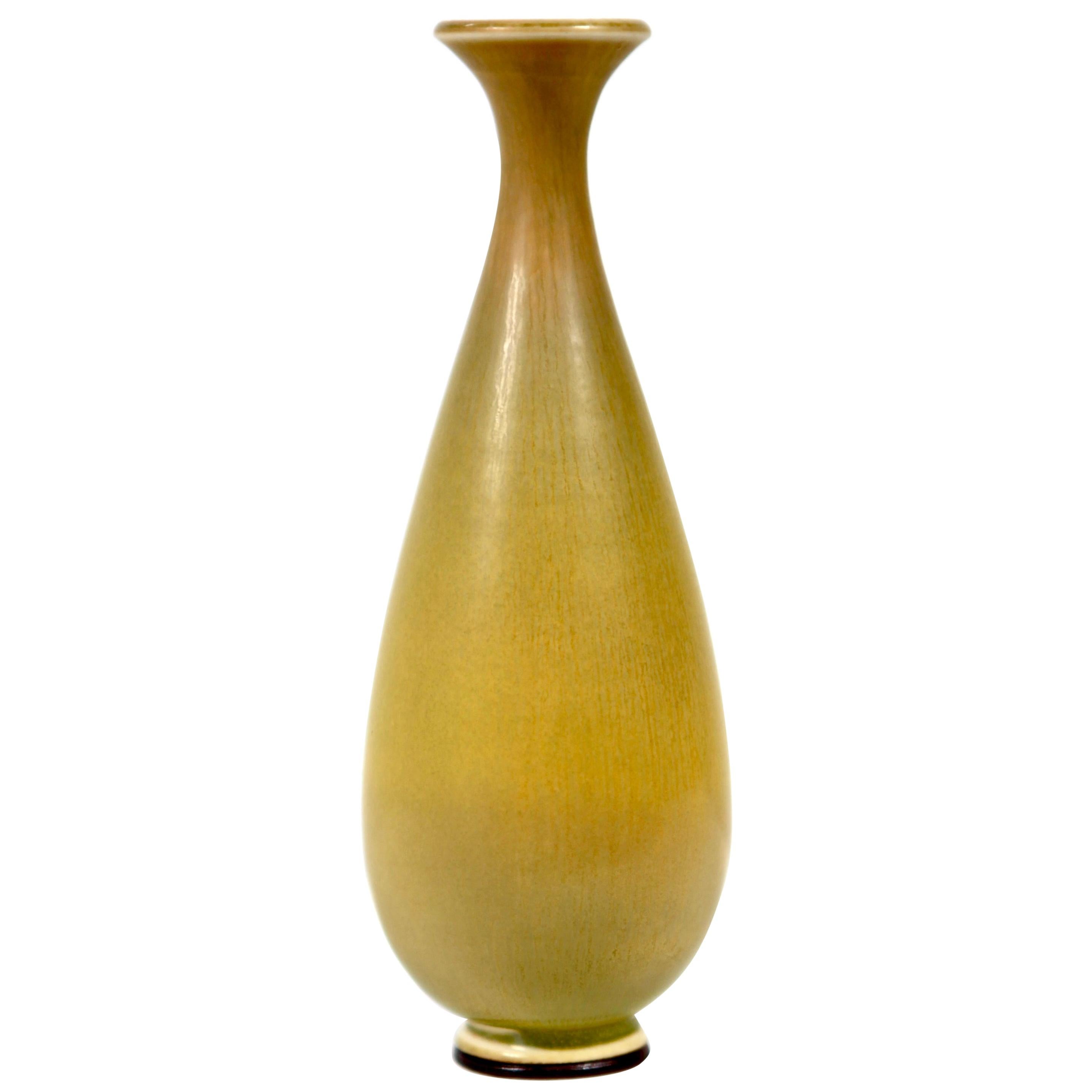 Berndt Friberg, Stoneware Vase in Yellow Haresfur Glaze, Gustavsberg, 1960s For Sale