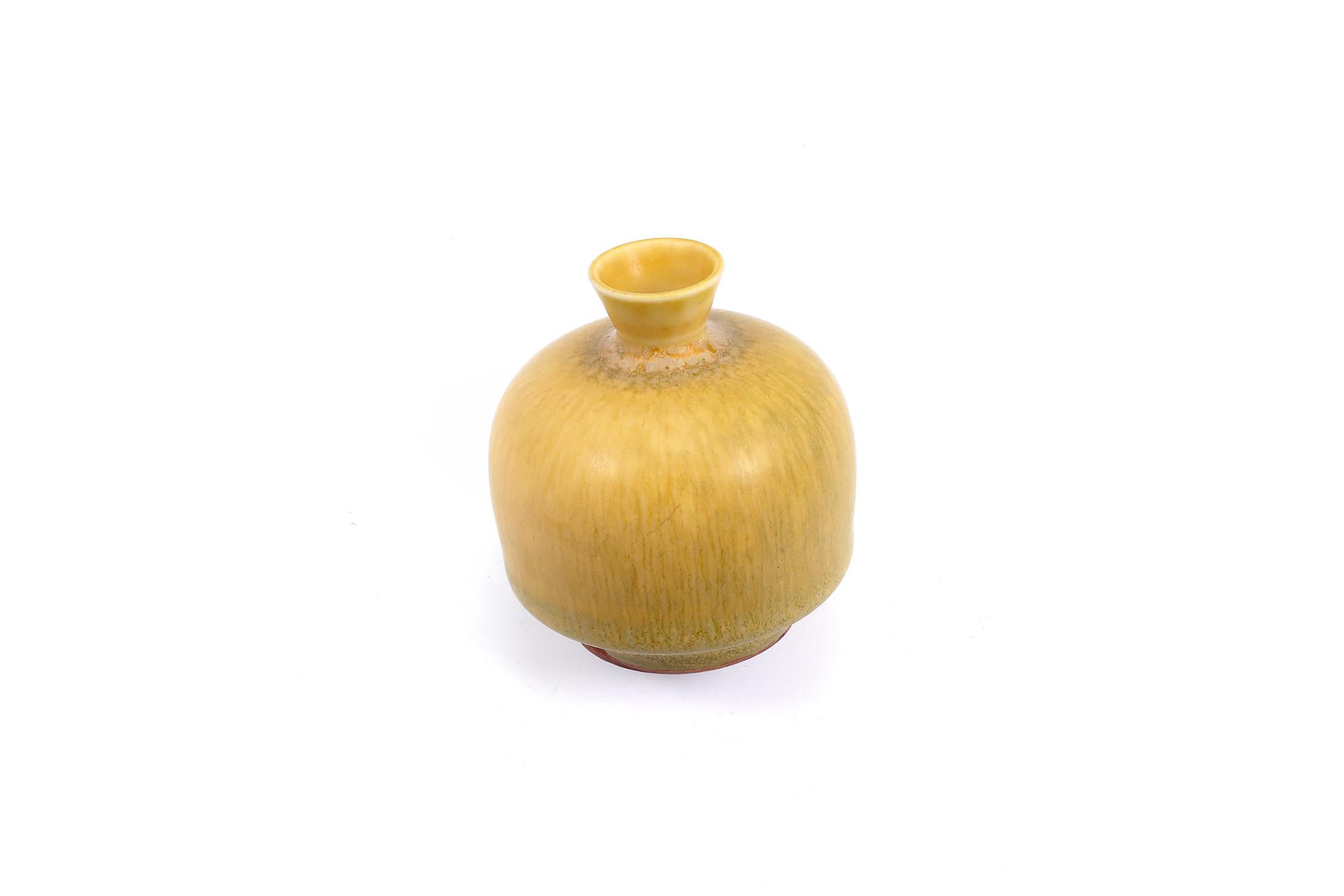 Berndt Friberg, Stoneware Yellow Small Vase, Gustavsberg, Sweden, 1968 For Sale 5