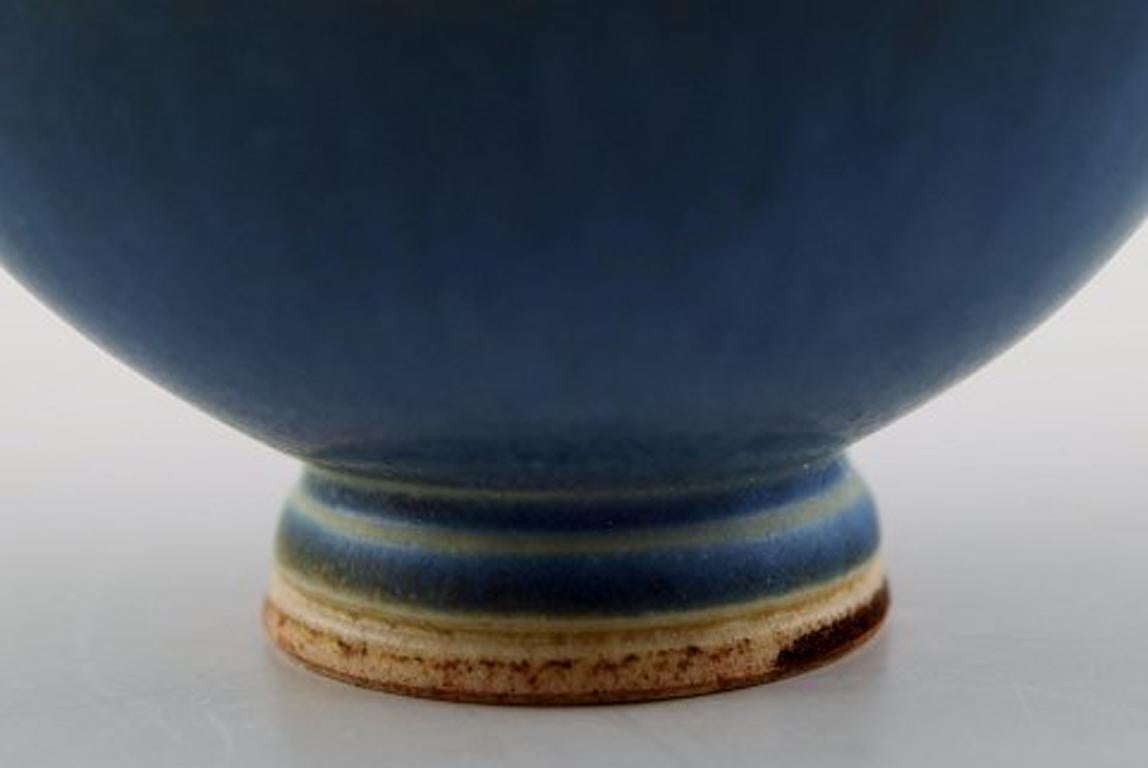 Berndt Friberg Studio Ceramic Bowl, Modern Swedish Design, Unique, Handmade In Excellent Condition In Copenhagen, DK