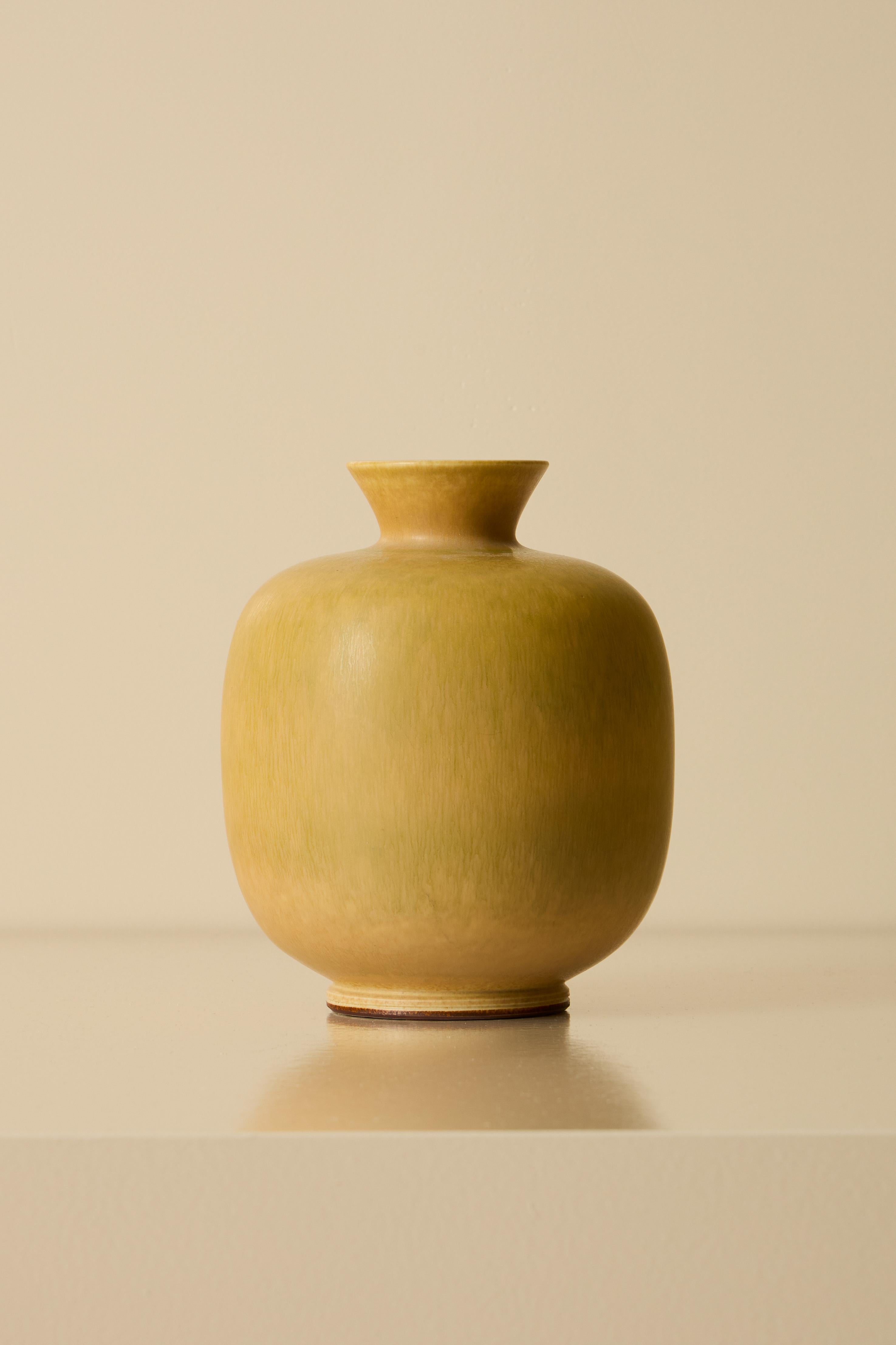 Berndt Friberg Studio-Keramikvase, Schweden, 1960er Jahre (Skandinavische Moderne) im Angebot