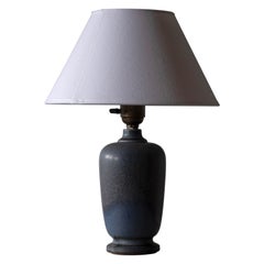 Lampe de bureau Berndt Friberg, grès émaillé bleu, Gustavsberg, Suède, années 1960