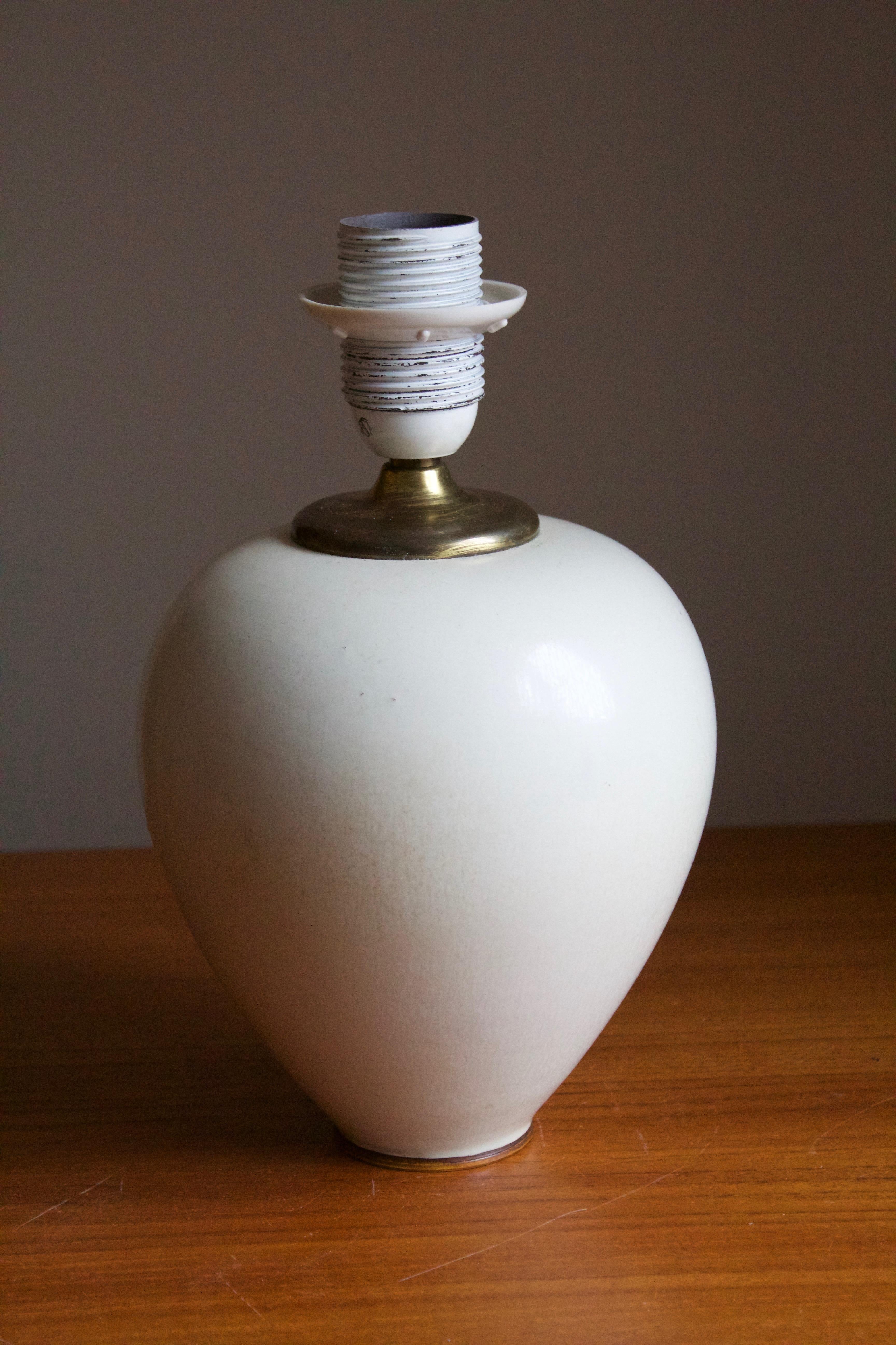 Swedish Berndt Friberg, Table Lamp, White-Glazed Stoneware, Brass, Gustavsberg, 1960s