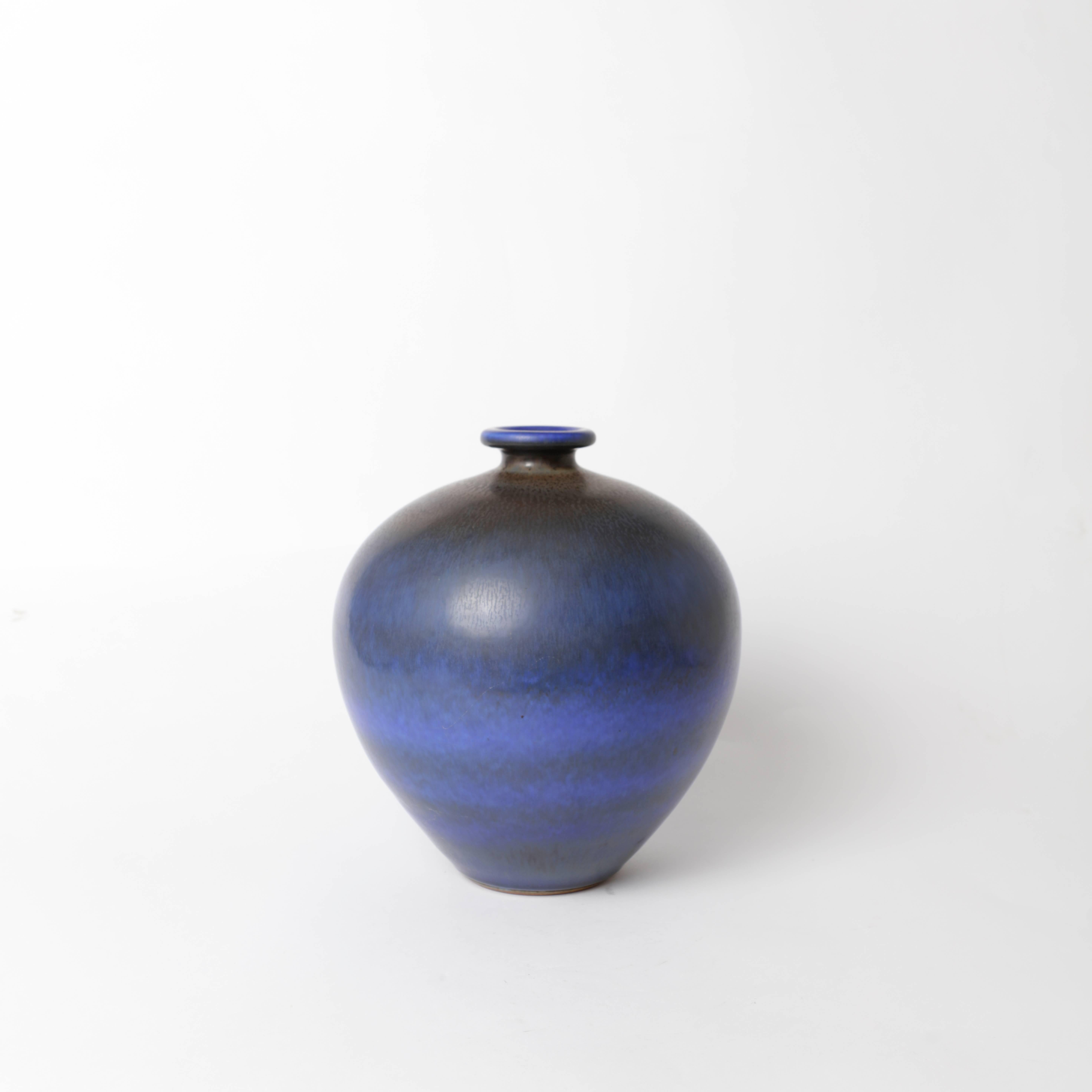 Swedish Berndt Friberg Unique Stoneware Vase for Gustavsberg, 1966 For Sale