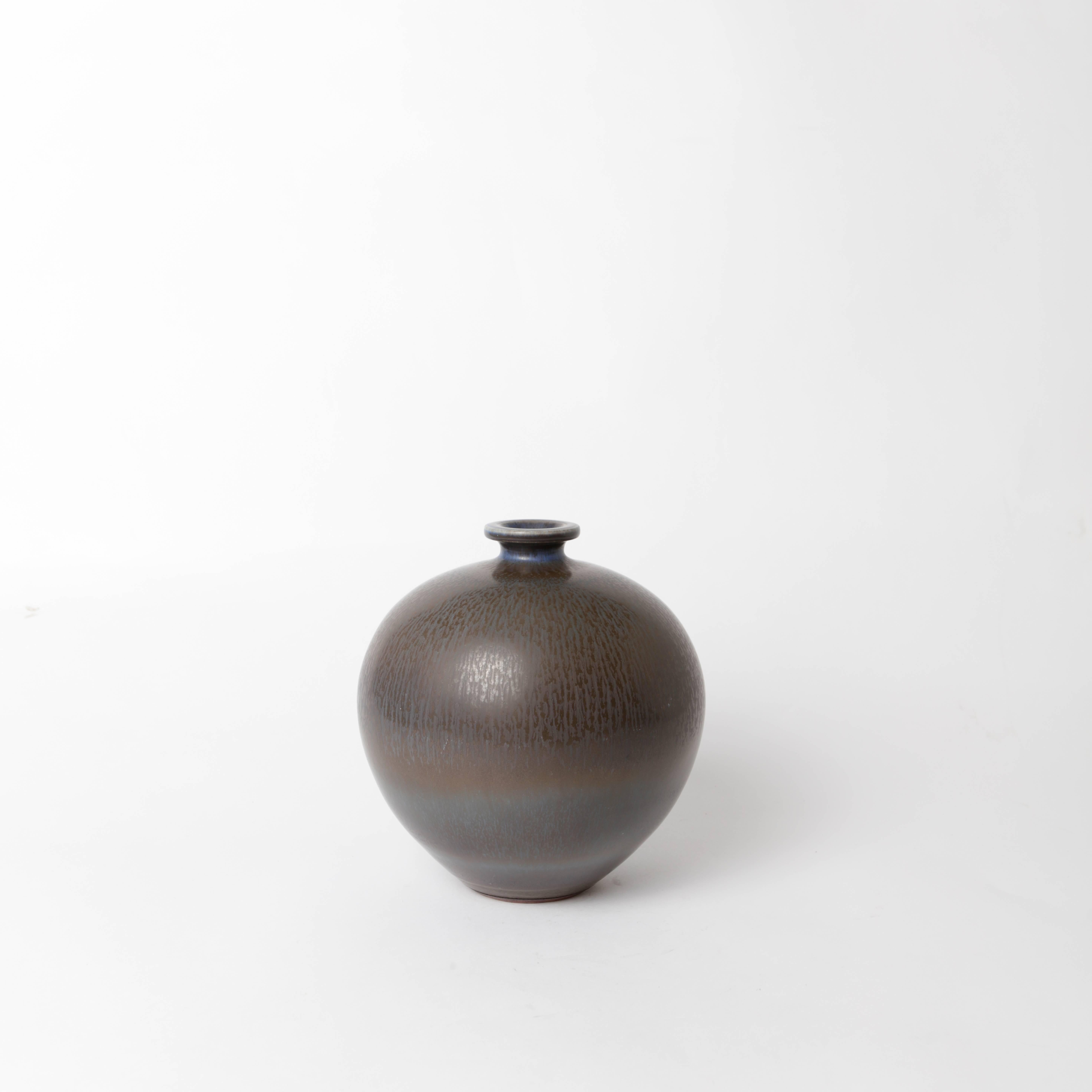 Swedish Berndt Friberg Unique Stoneware Vase for Gustavsberg, 1968 For Sale