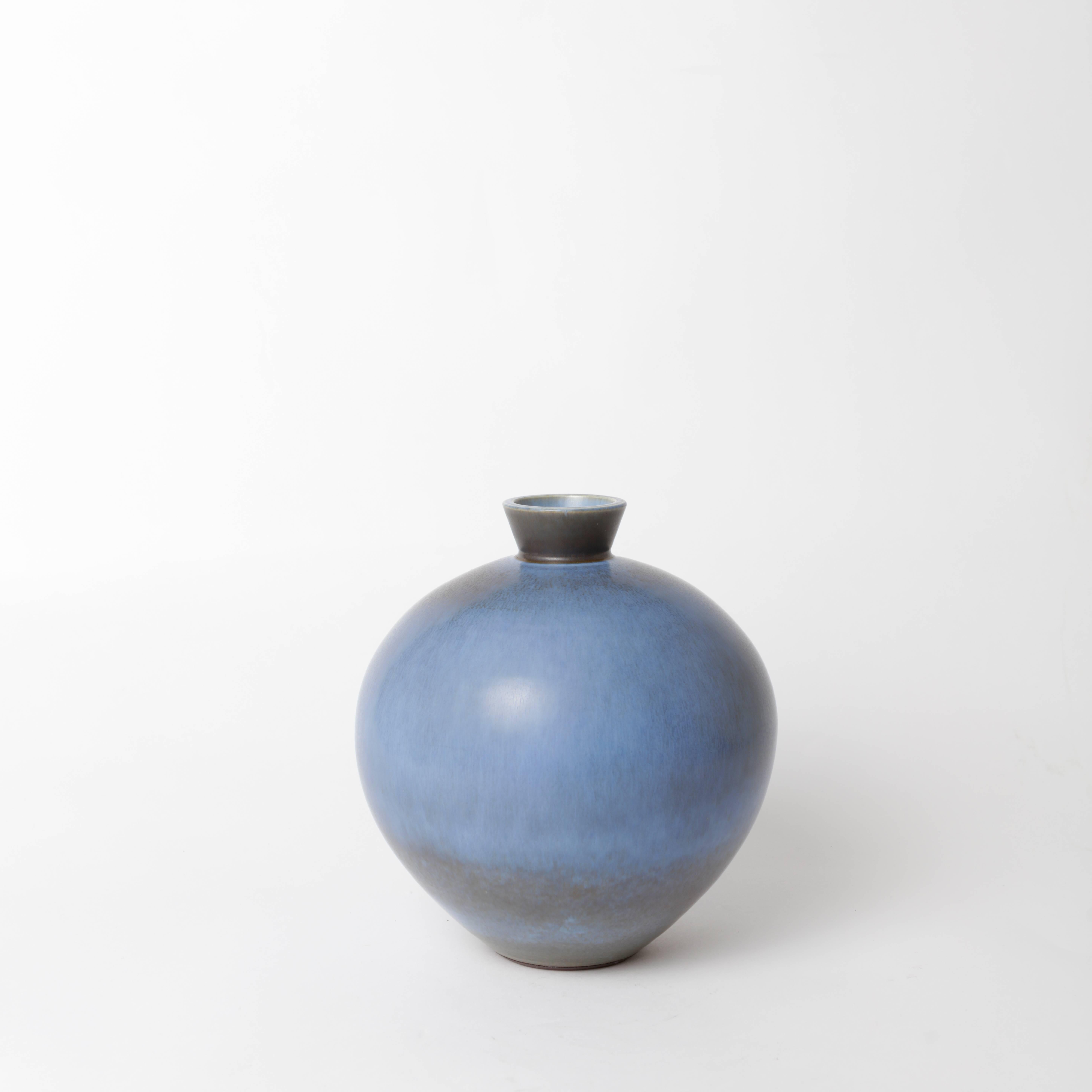 Swedish Berndt Friberg Unique Stoneware Vase for Gustavsberg, 1976 For Sale