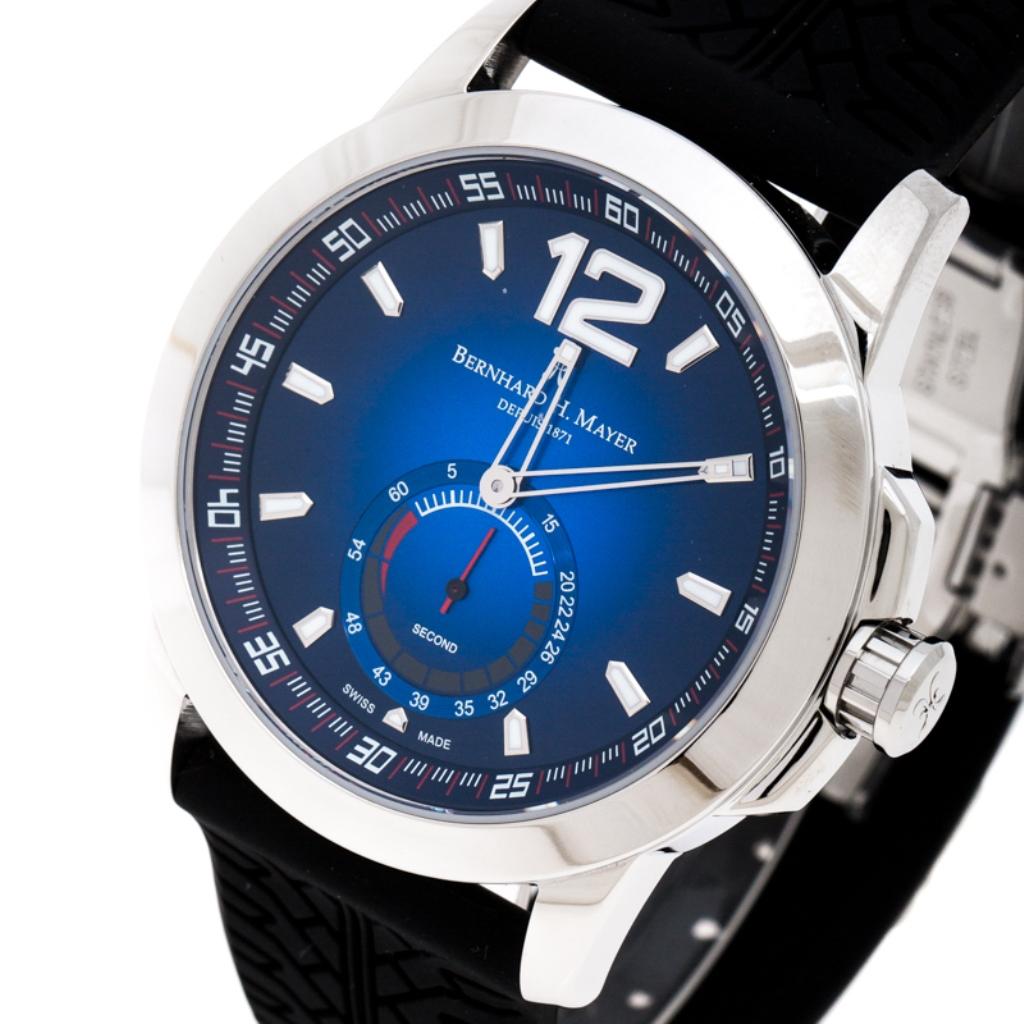 The Swiss-made watches from Bernhard H. Mayer are known for their precision and luxurious designs. With a scratchproof sapphire crystal glass with anti-reflective coating, the Drift watch boasts of sturdy build, finely-crafted detailing all packed