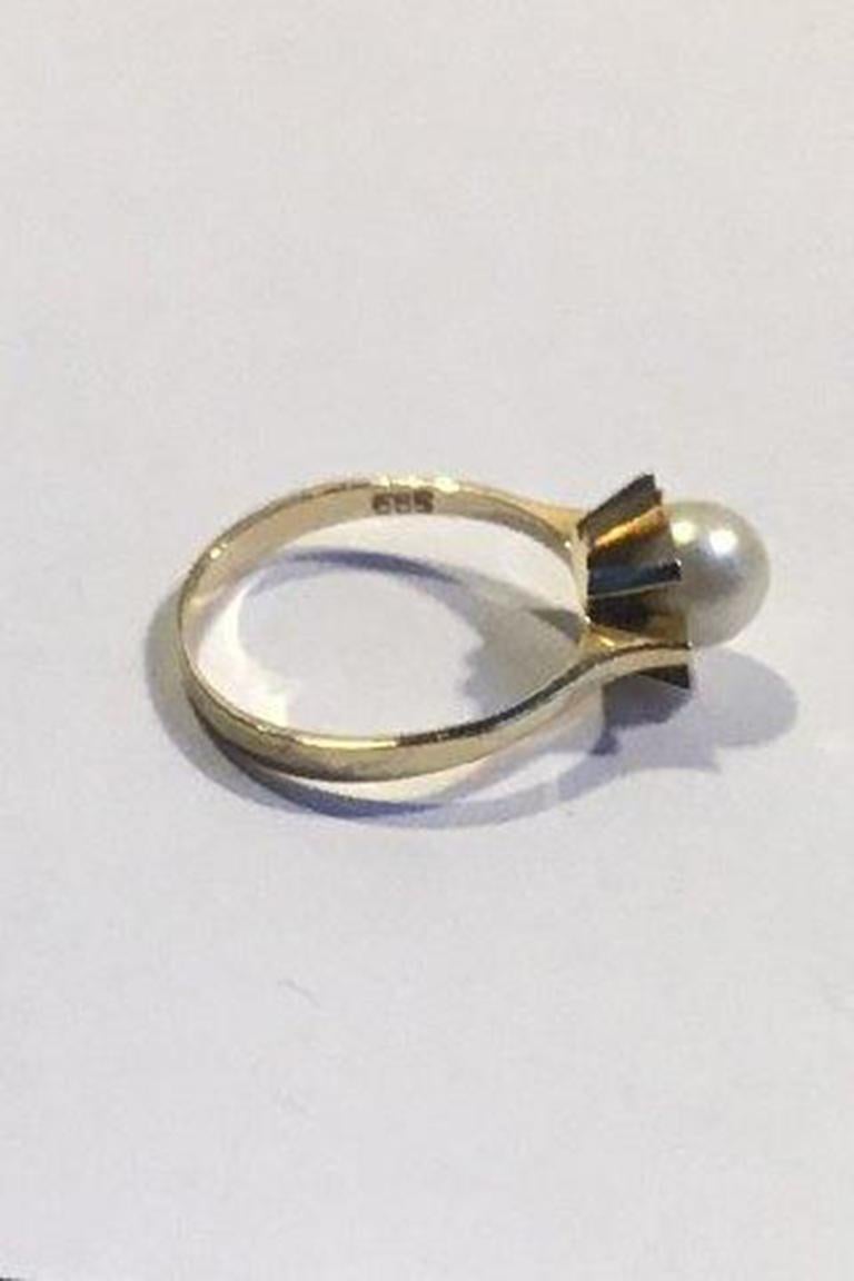 hertz ring