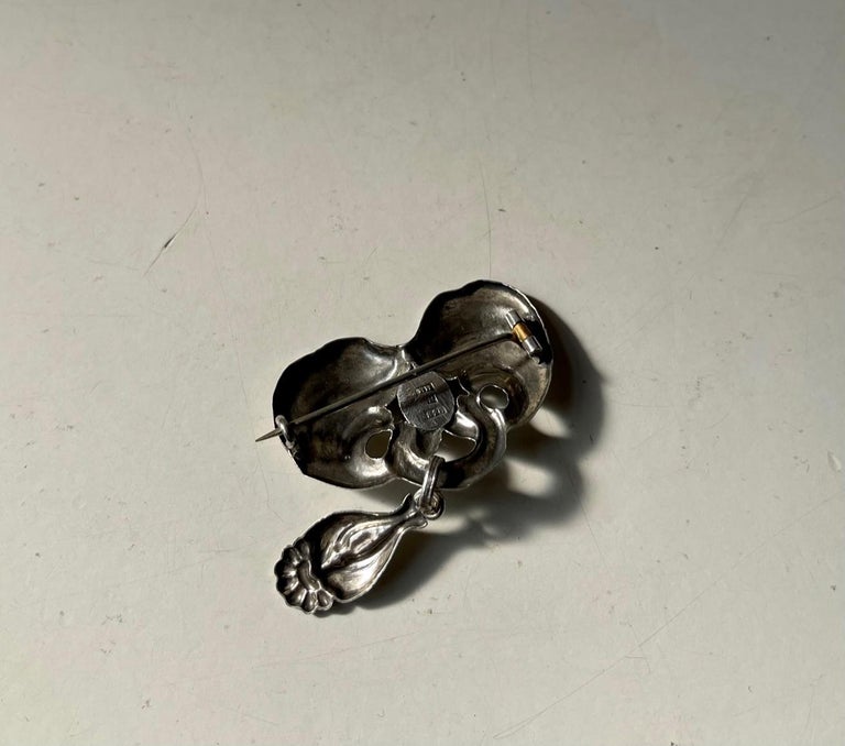 Bernhard Hertz Art Nouveau, Jugendstil Silver and Garnet Brooch