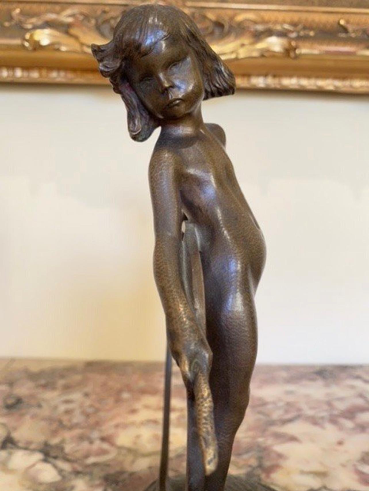 Bernhard Hoetger, Bronze, Young Girl with a Hoop, 19th Century In Good Condition In Beaune, FR