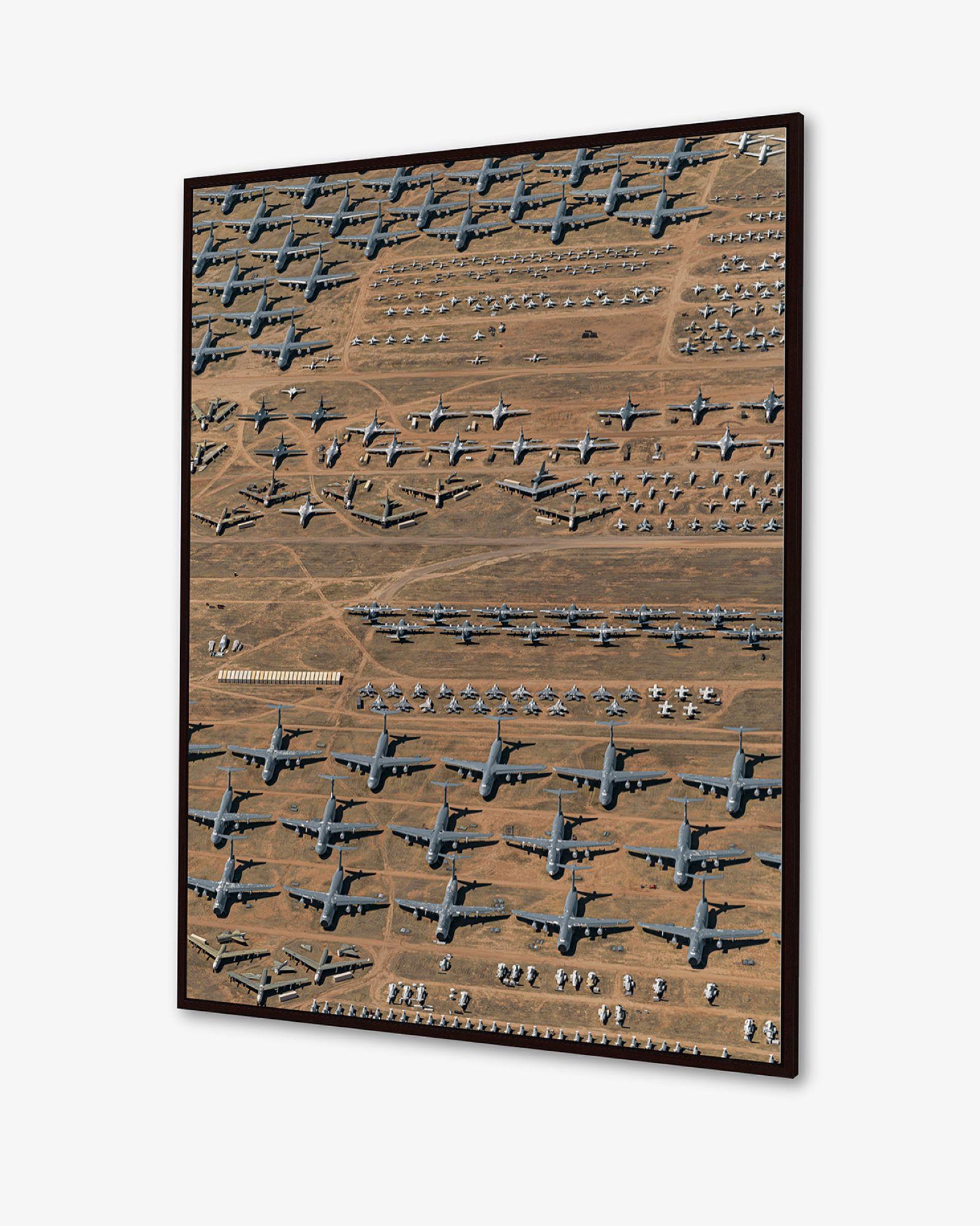 Luftaufnahmen, Boneyard 004 von Bernhard Lang – Luftaufnahmen, Flugzeuge im Angebot 4
