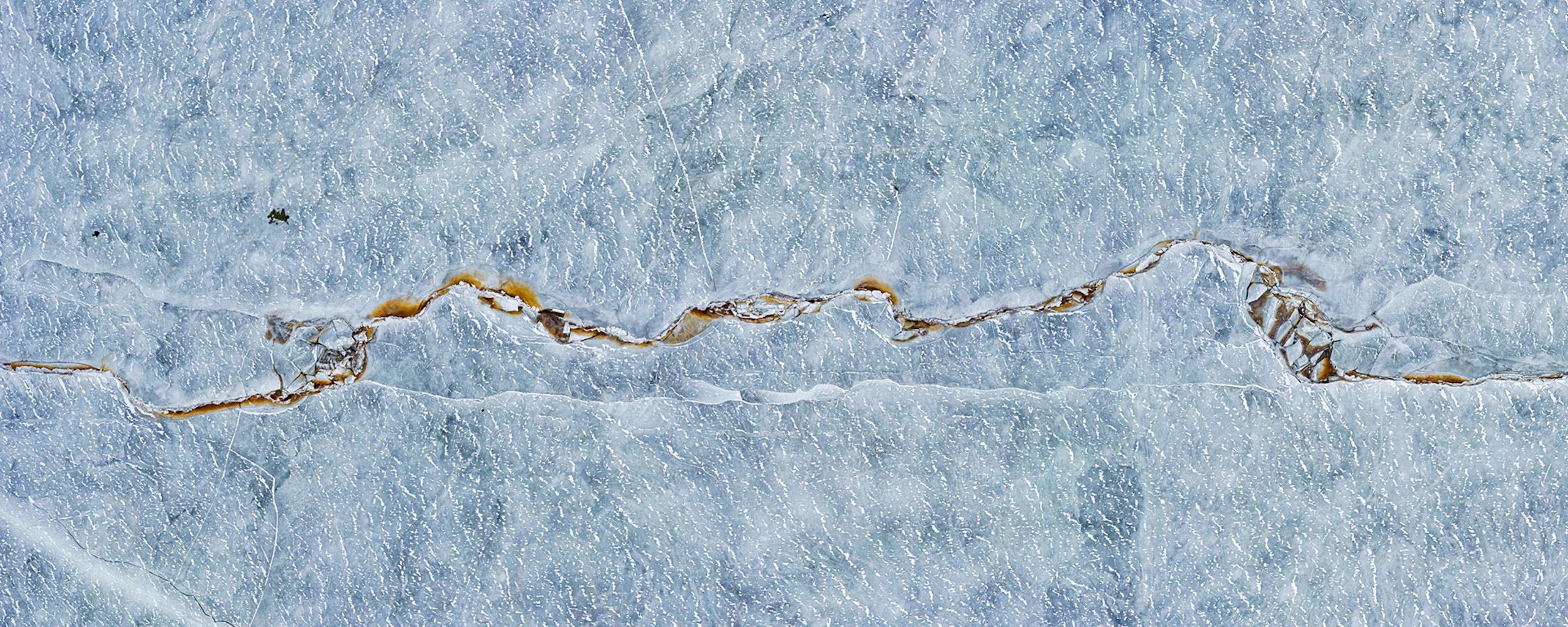 Baltic Ice, Peipsi Jaerv 015 is a limited-edition photograph by German contemporary artist Bernhard Lang. 

This photograph is sold unframed as a print only. It is available in 5 dimensions:
*40 × 100 cm (15.7 × 39.4 in), edition of 4 copies
*48 ×