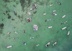 Miami II 010 von Bernhard Lang - Abstrakte Luftbildfotografie, Meer, Boote, Sommer