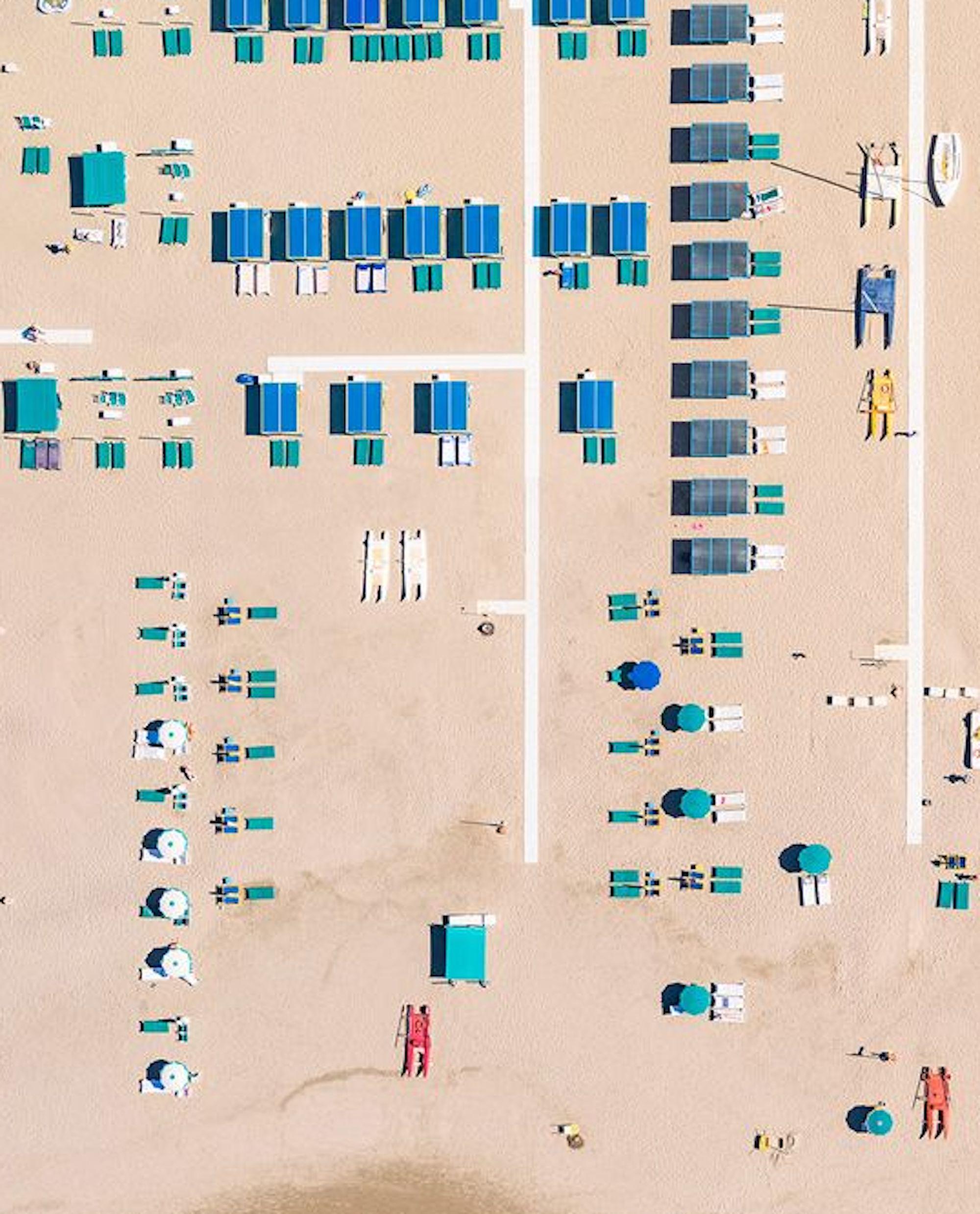 Versilia 06 (Tuscany, Italy) by Bernhard Lang - Aerial beach photography, sea For Sale 3
