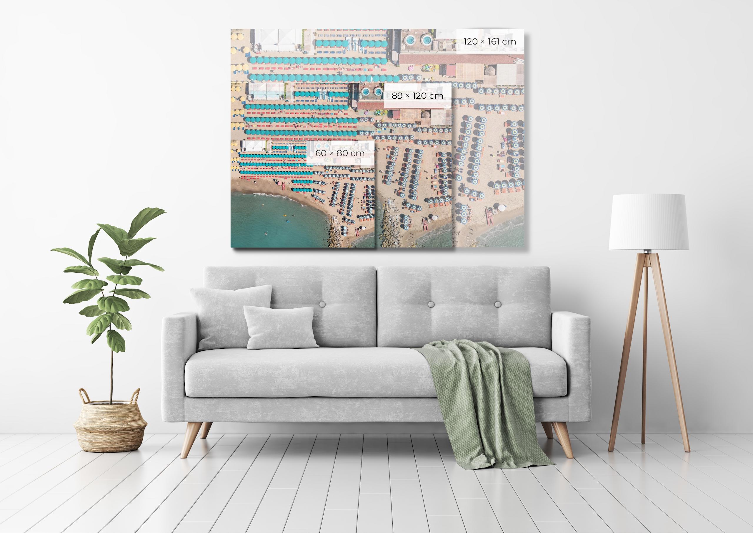 Versilia 07 (Toskana, Italien) von Bernhard Lang - Luftaufnahmen vom Strand, Meer im Angebot 1