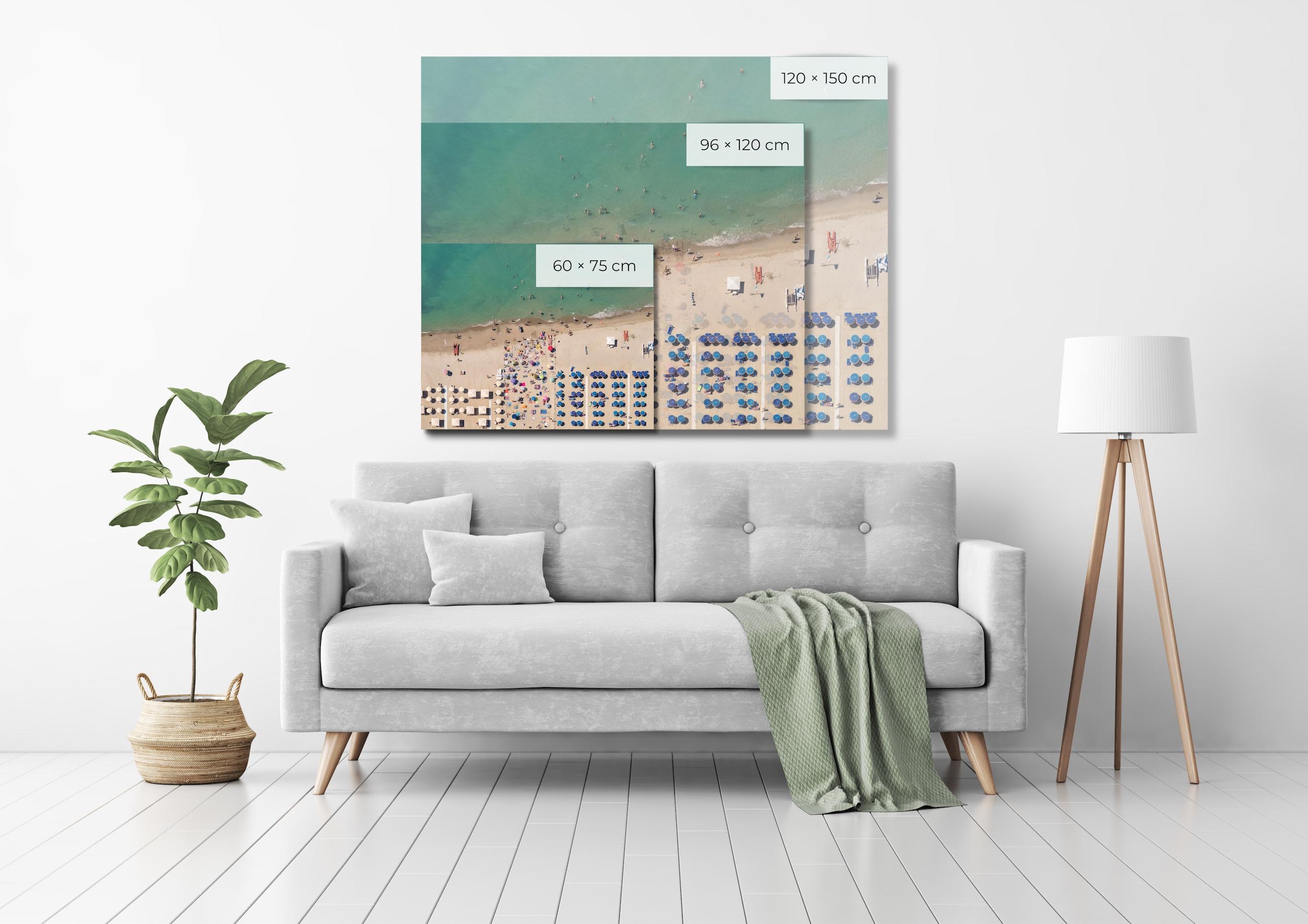 Versilia 09 (Toskana, Italien) von Bernhard Lang - Luftaufnahmen vom Strand, Meer im Angebot 1