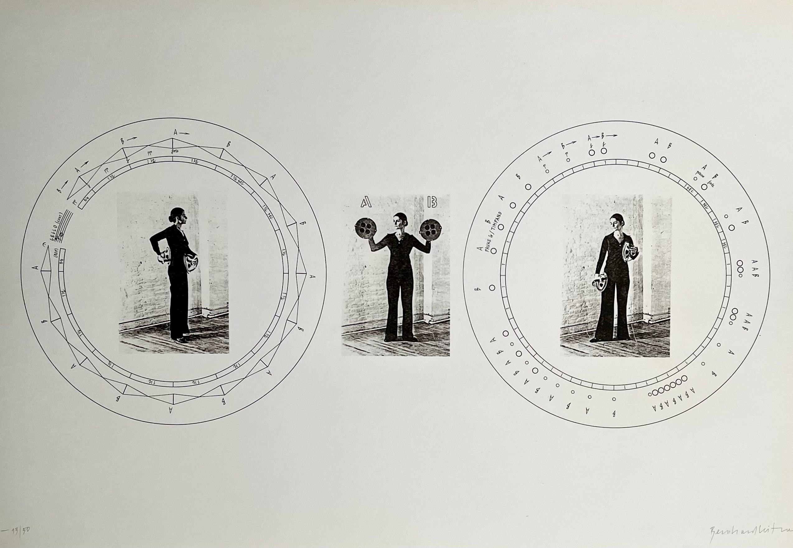 Bernhard Leitner, (Österreicher, 1938) 
Aus einer Mappe "Klang : Raum"  "Ton : Raum"
Selbstverlag des Künstlers, 1975/1976, 
Limitierte Auflage von 50 Stück
Vom Künstler mit Bleistift signiert.

Nach Angaben seiner Galerie handelt es sich um ein