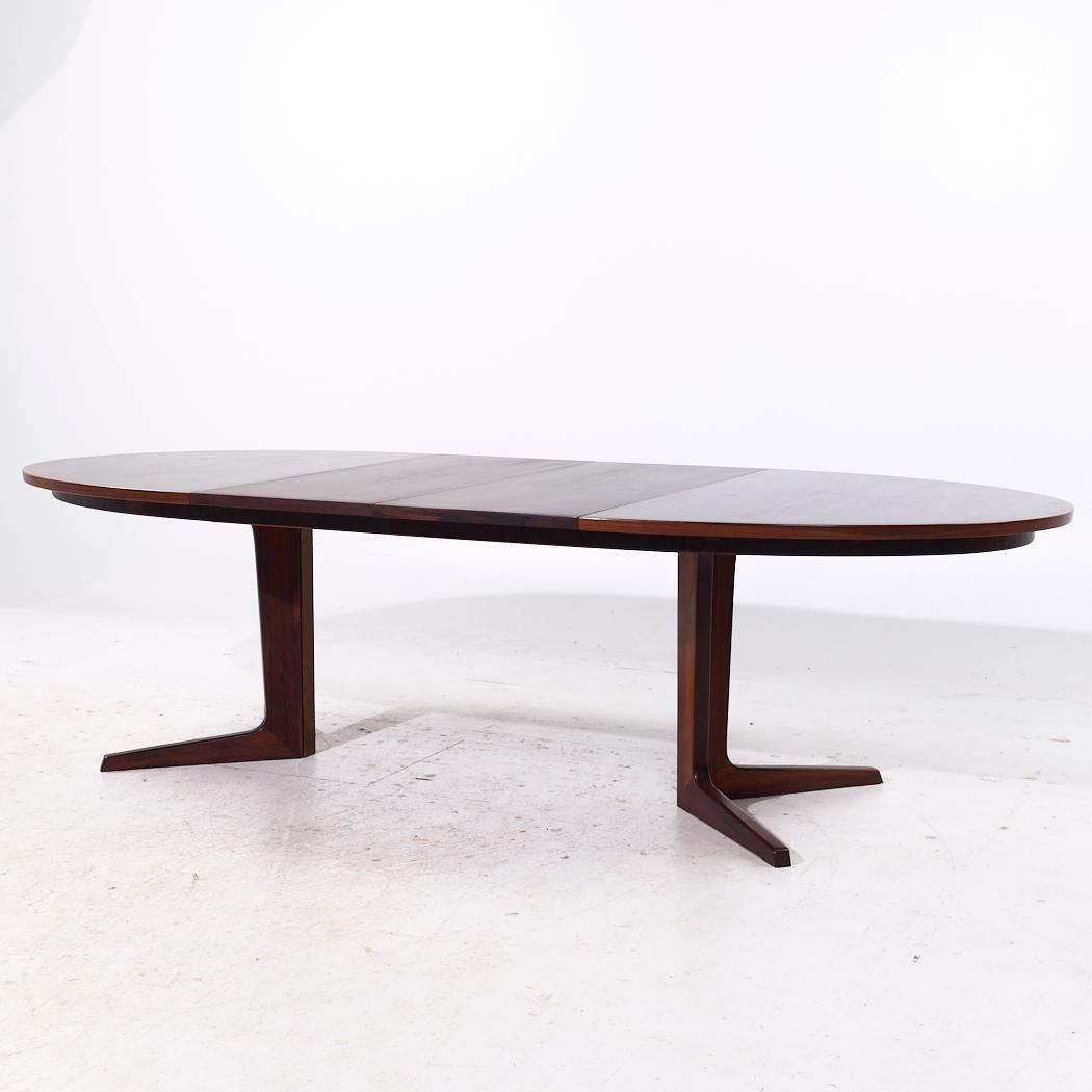 Mid-Century Modern Table de salle à manger danoise Bernhard Pedersen MCM extensible en bois de rose avec 2 rallonges en vente