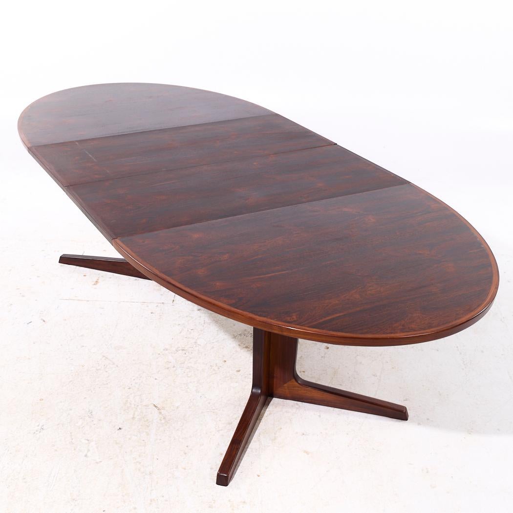 Danois Table de salle à manger danoise Bernhard Pedersen MCM extensible en bois de rose avec 2 rallonges en vente