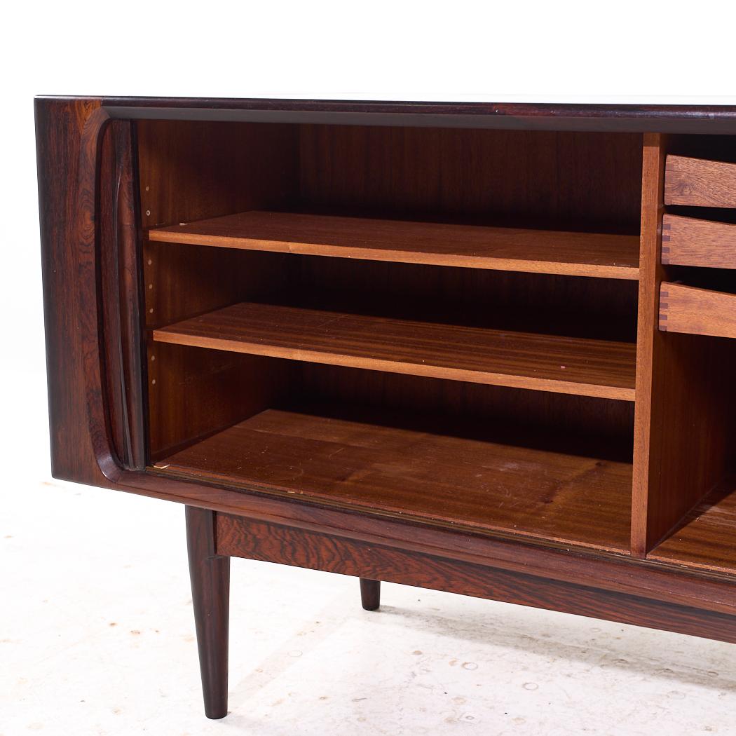 Bernhard Pedersen Credenza e credenza con ante a tamburo in palissandro danese della metà del secolo scorso in vendita 4