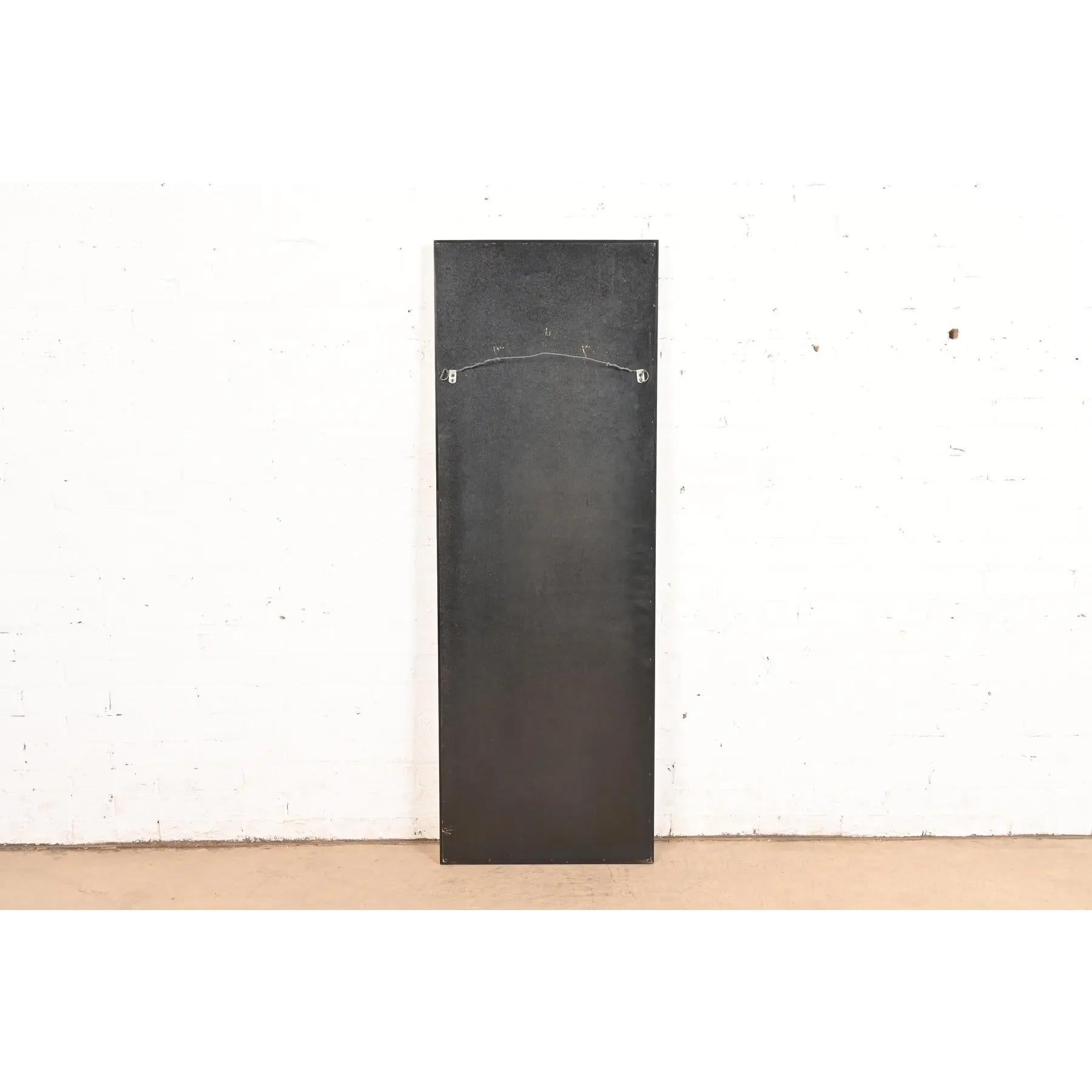 Espejo de pared alto de latón grabado al ácido Bernhard Rohne para Mastercraft, años 70 finales del siglo XX en venta