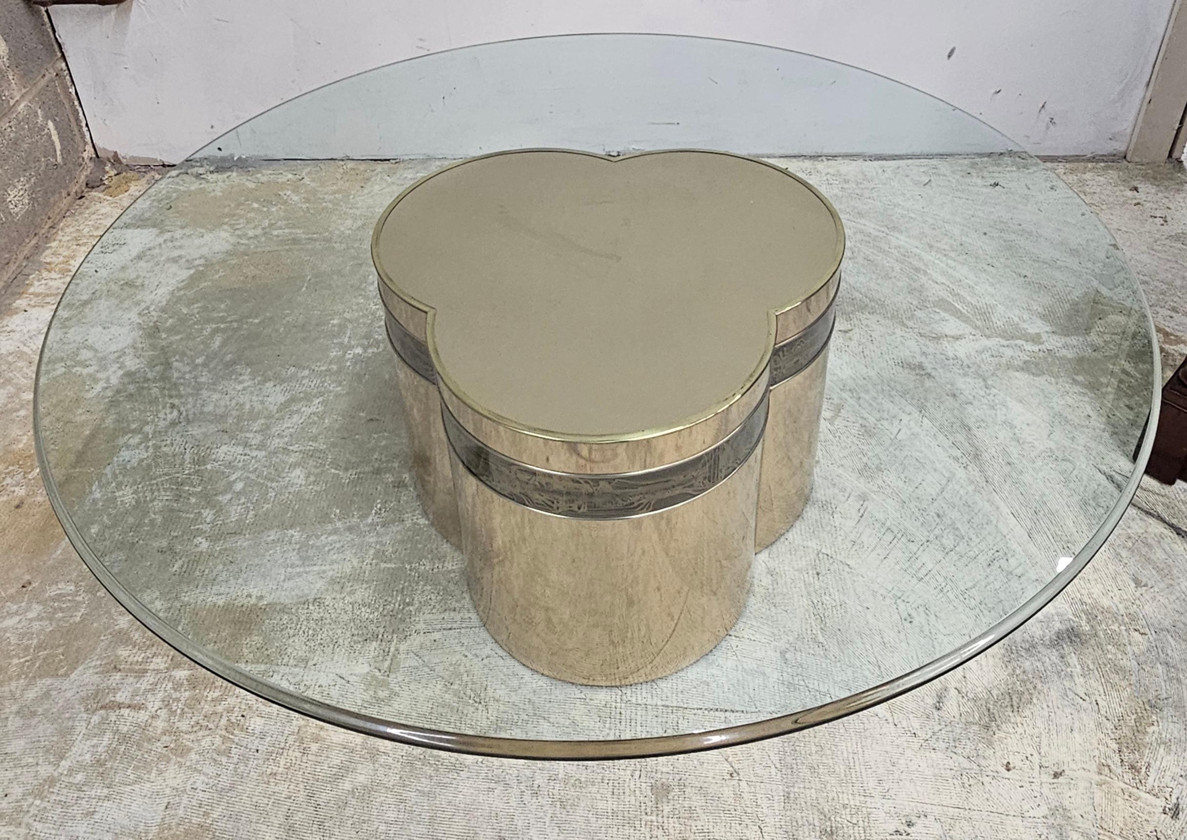 Buriné Table basse Bernhard Rohne pour Mastercraft en vente