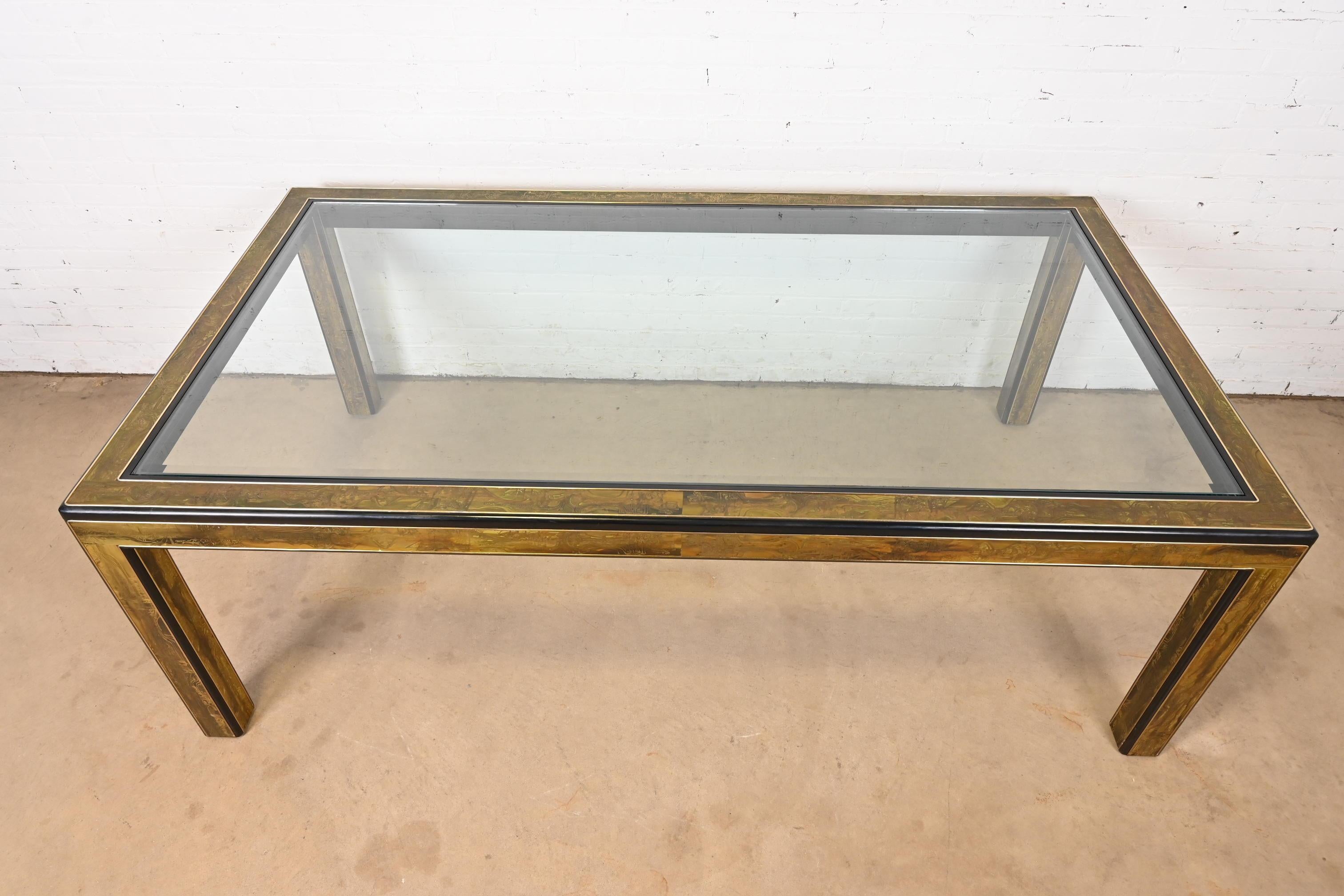 Fin du 20e siècle Table de salle à manger Hollywood Regency en laiton gravé à l'acide Bernhard Rohne pour Mastercraft en vente