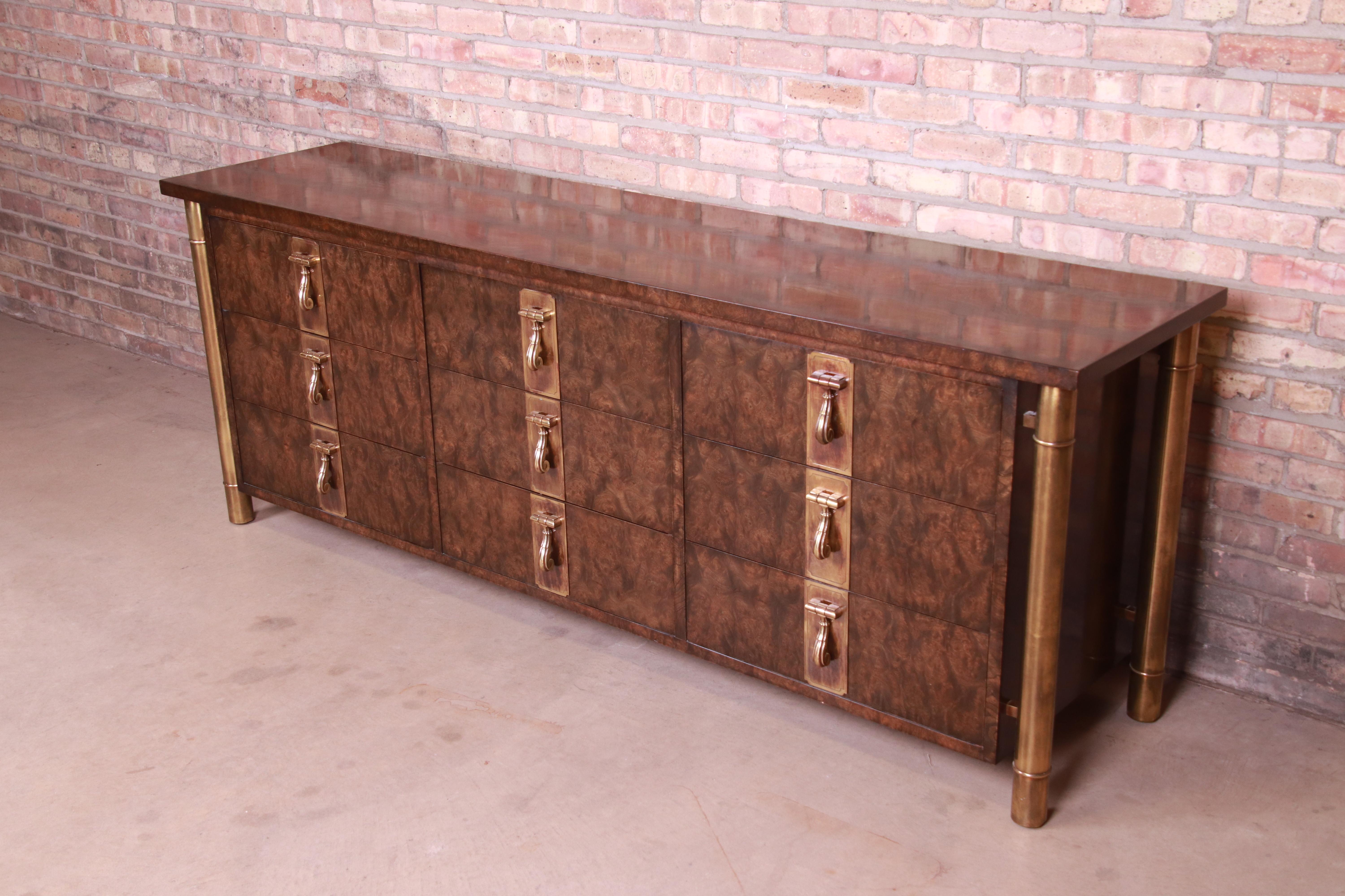 Bernhard Rohne for Mastercraft Hollywood Regency Burl Wood and Brass Dresser In Good Condition In South Bend, IN