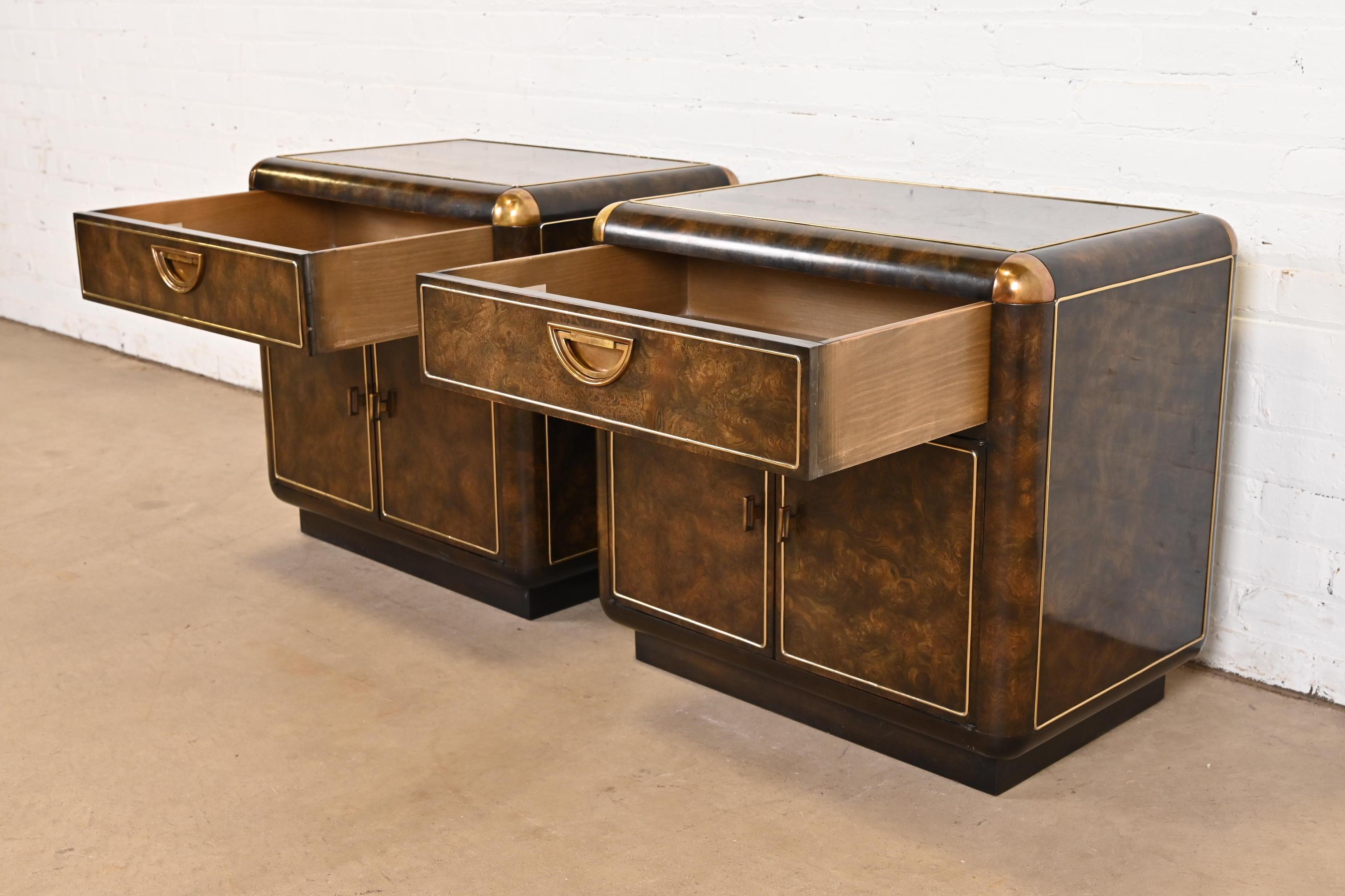 Bernhard Rohne for Mastercraft Hollywood Regency Burl Wood and Brass Nightstands 1