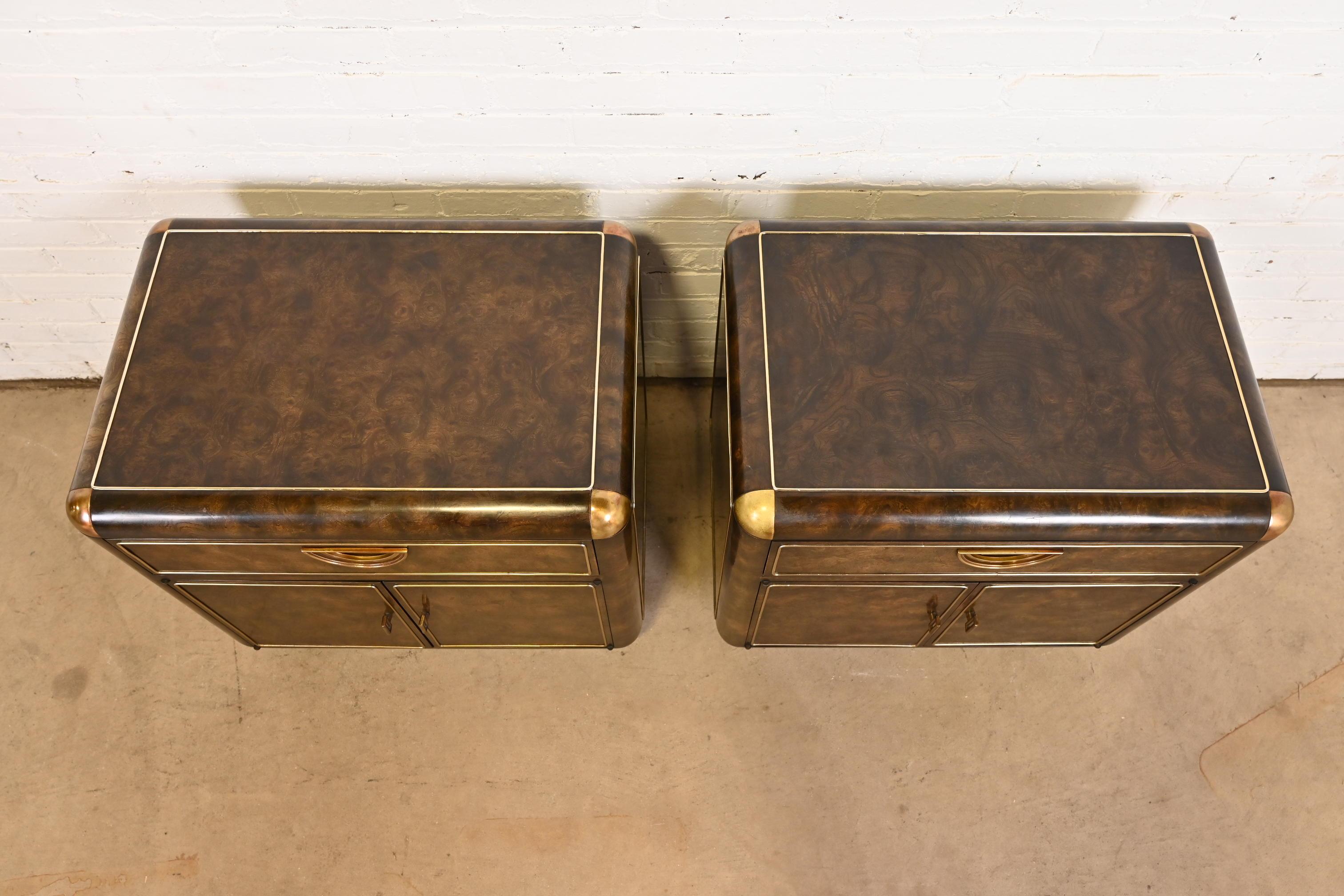Bernhard Rohne for Mastercraft Hollywood Regency Burl Wood and Brass Nightstands 4