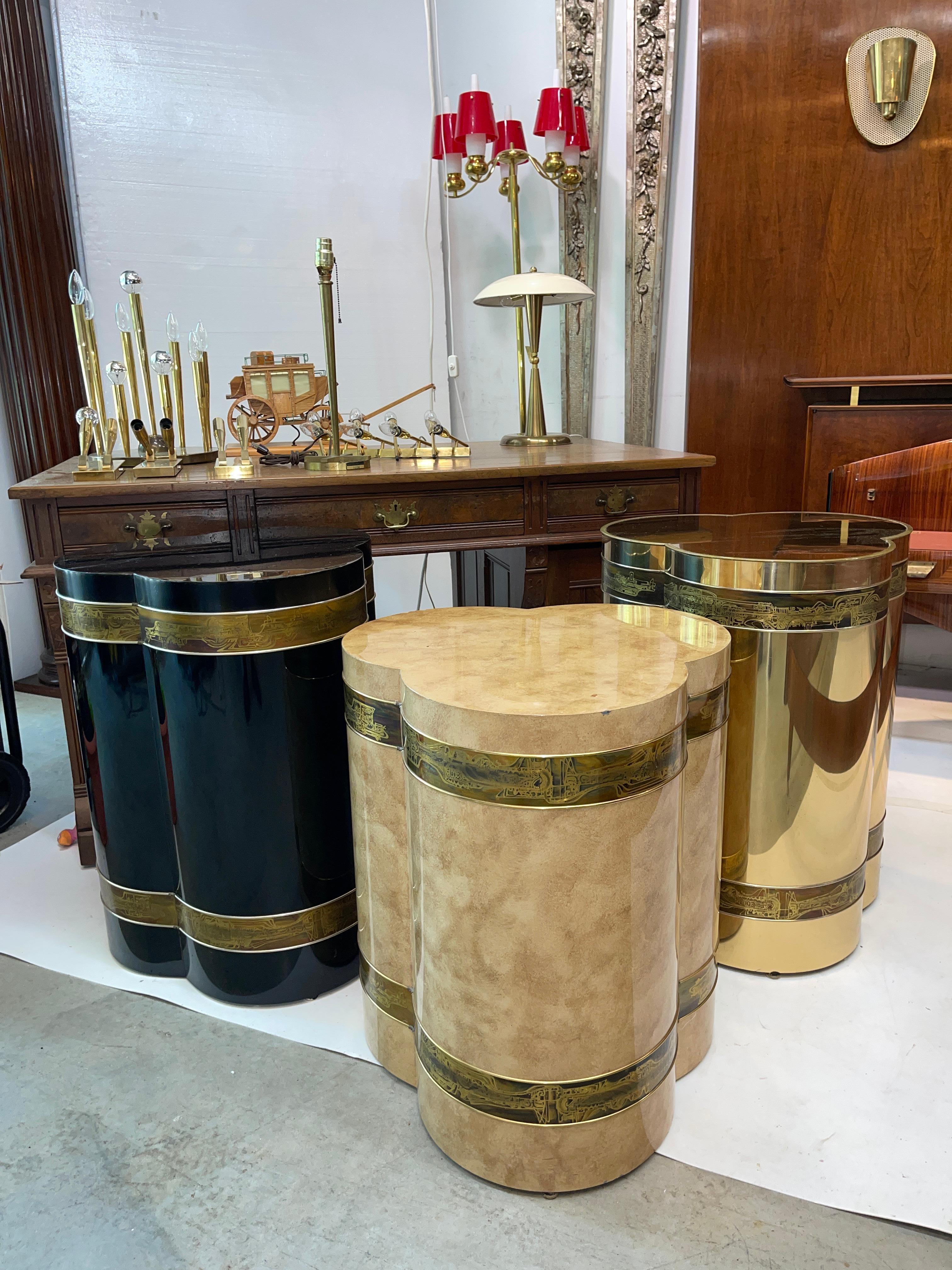 Bernhard Rohne for Mastercraft Trefoil Trifoliate Clover Pedestal Drum Table For Sale 1