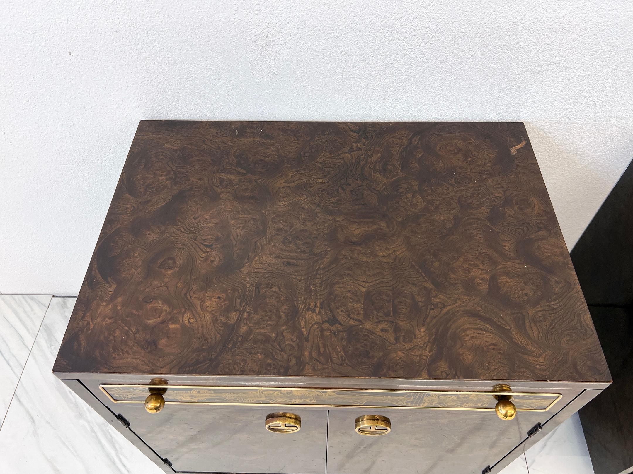 Bernhard Rohne Mastercraft Burl and Acid Etched Brass Nightstands, 1970's For Sale 4