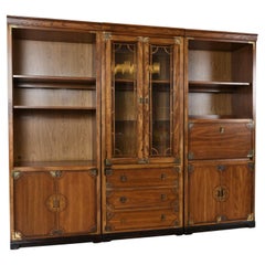 Bernhardt 3 Piece Modular Asian Lighted Bookcase Wall Unit mit Porzellanschrank Bernhardt 3 Piece Modular Asian Lighted Bookcase Wall Unit mit Porzellanschrank