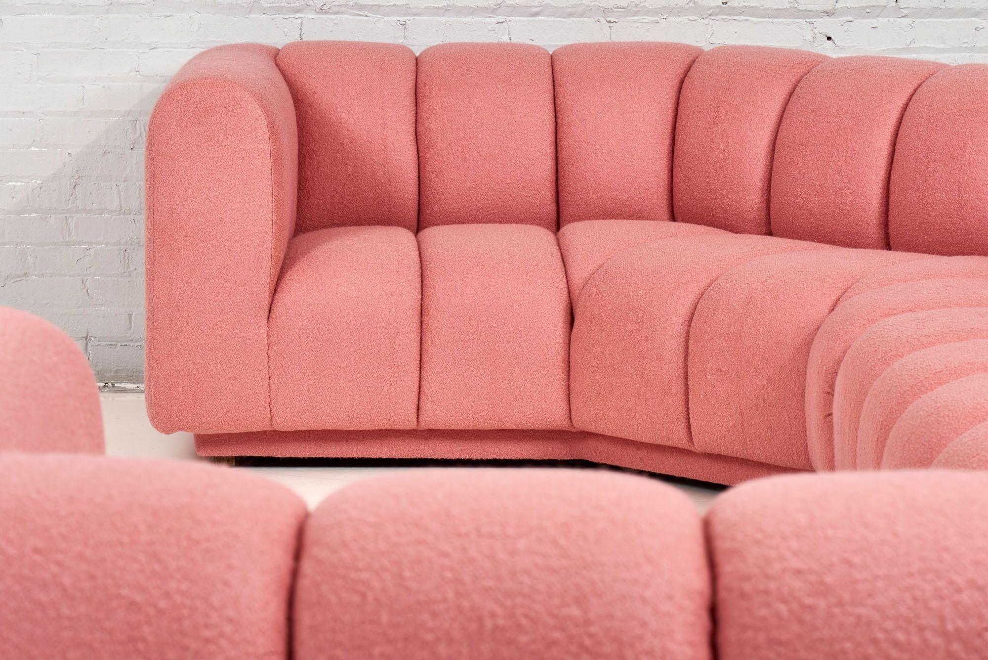 Bernhardt 3 Piece Sectional Channel Tufted Pink Bouclé, 1970 im Angebot 4