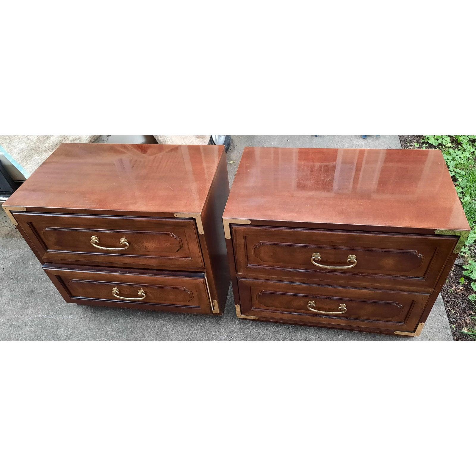 Brass Bernhardt Asian American Campaign Mahogany Burl Nightstands, a Pair For Sale