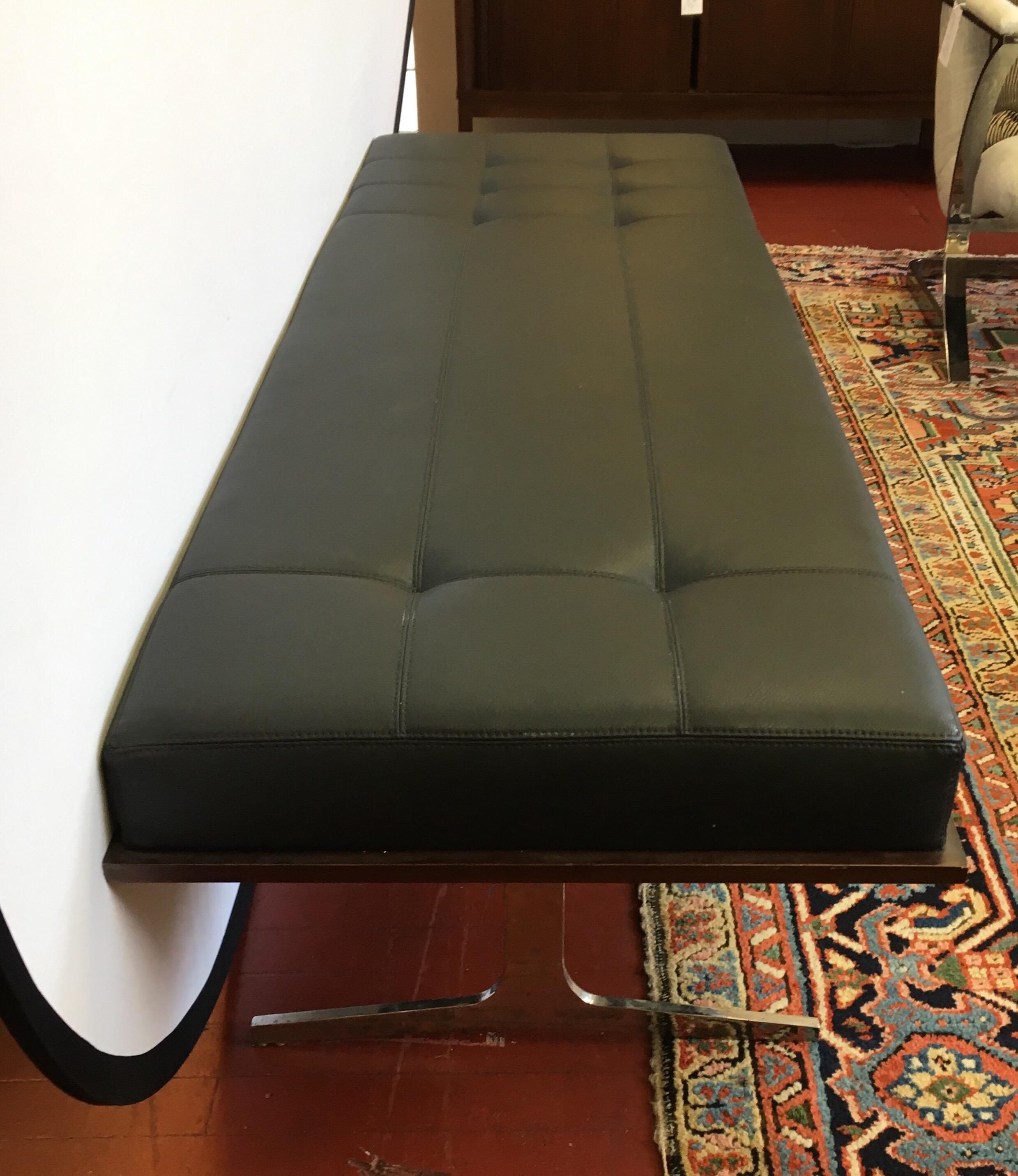 Bernhardt Black Leather and Mahogany Chaise Lounge Settee Lounger Daybed 3